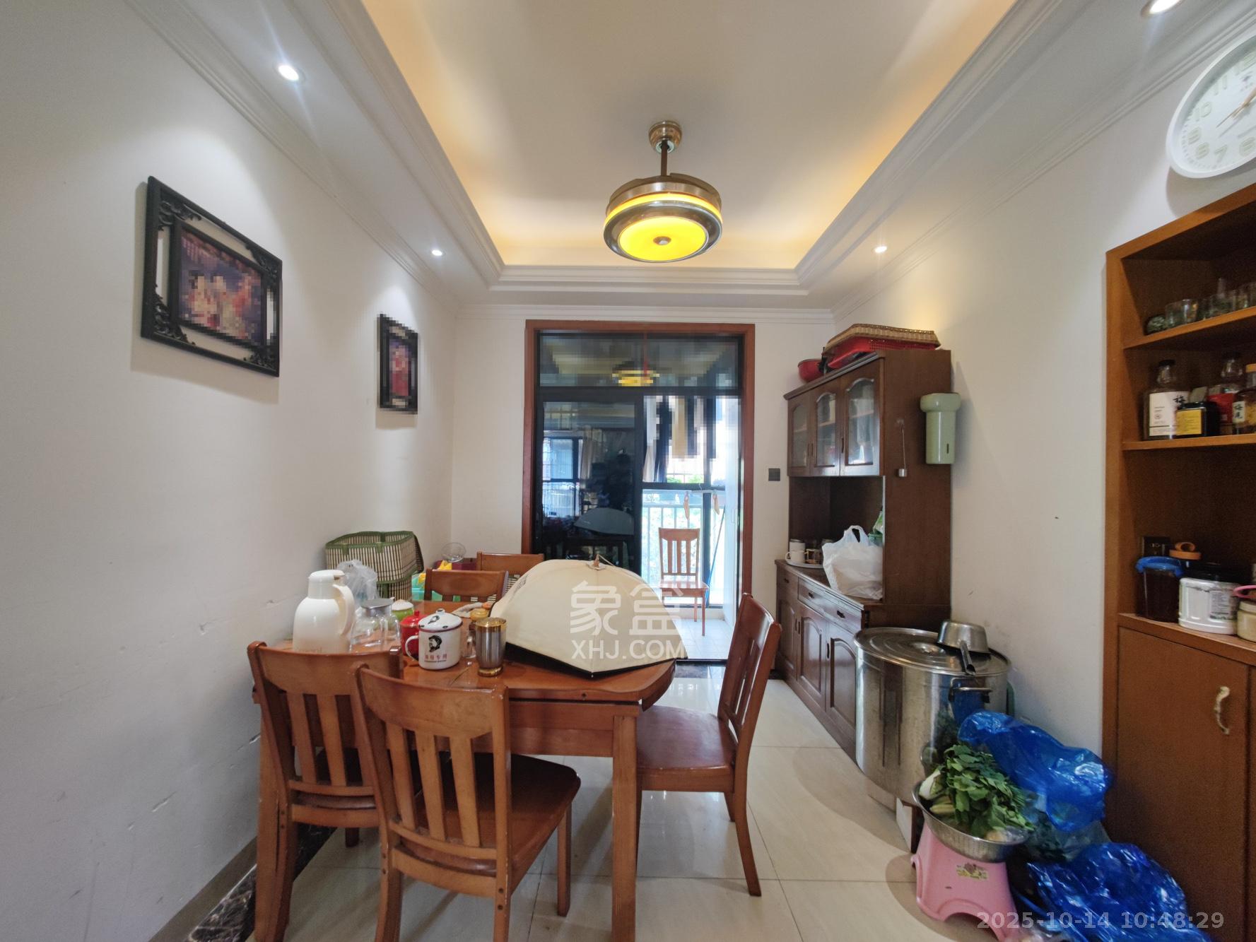 泰禹云开壹品  4室2厅2卫    136.0万其他