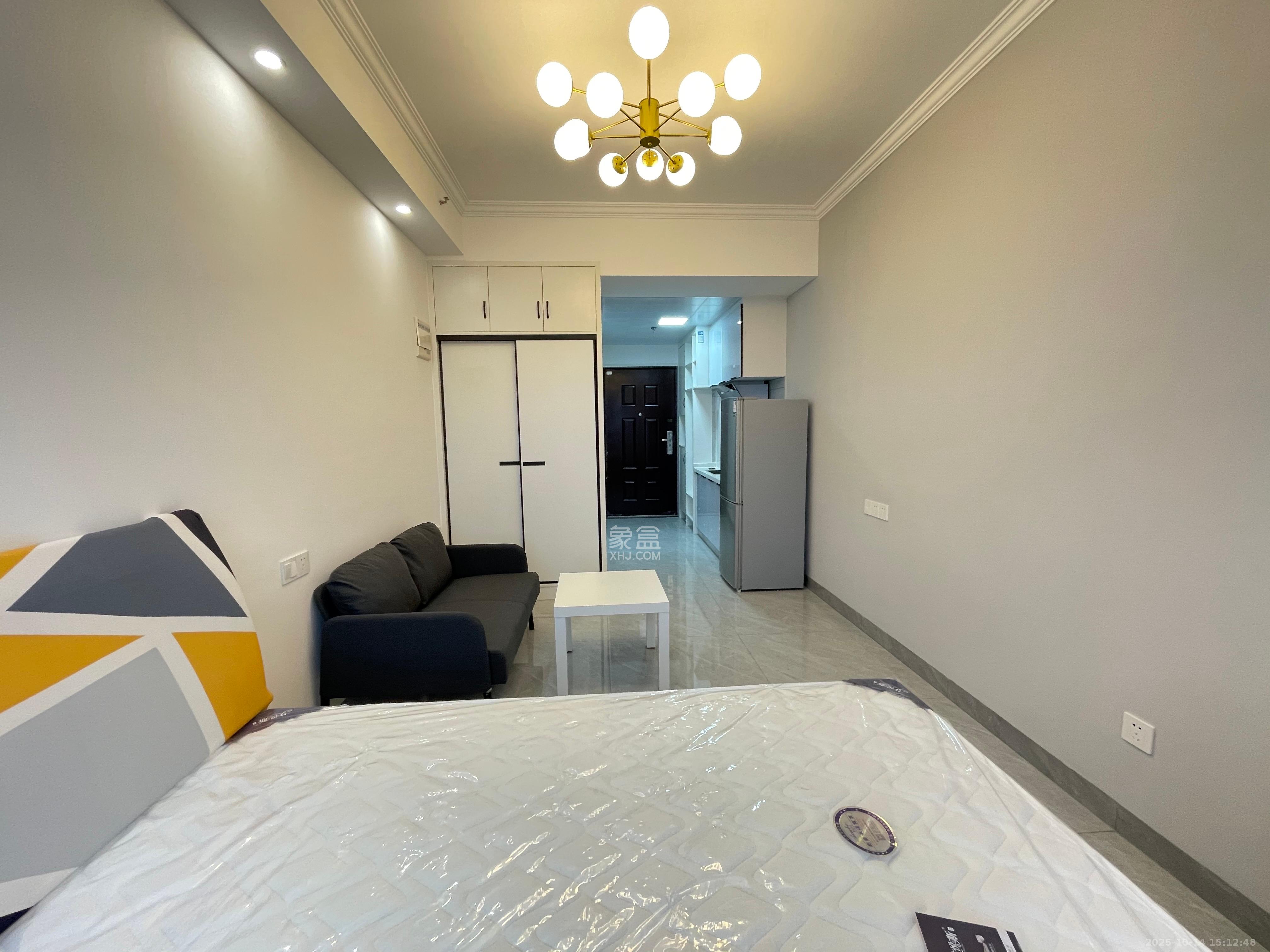 保利麓谷林语I区  1室0厅0卫    1400.0元/月室内图