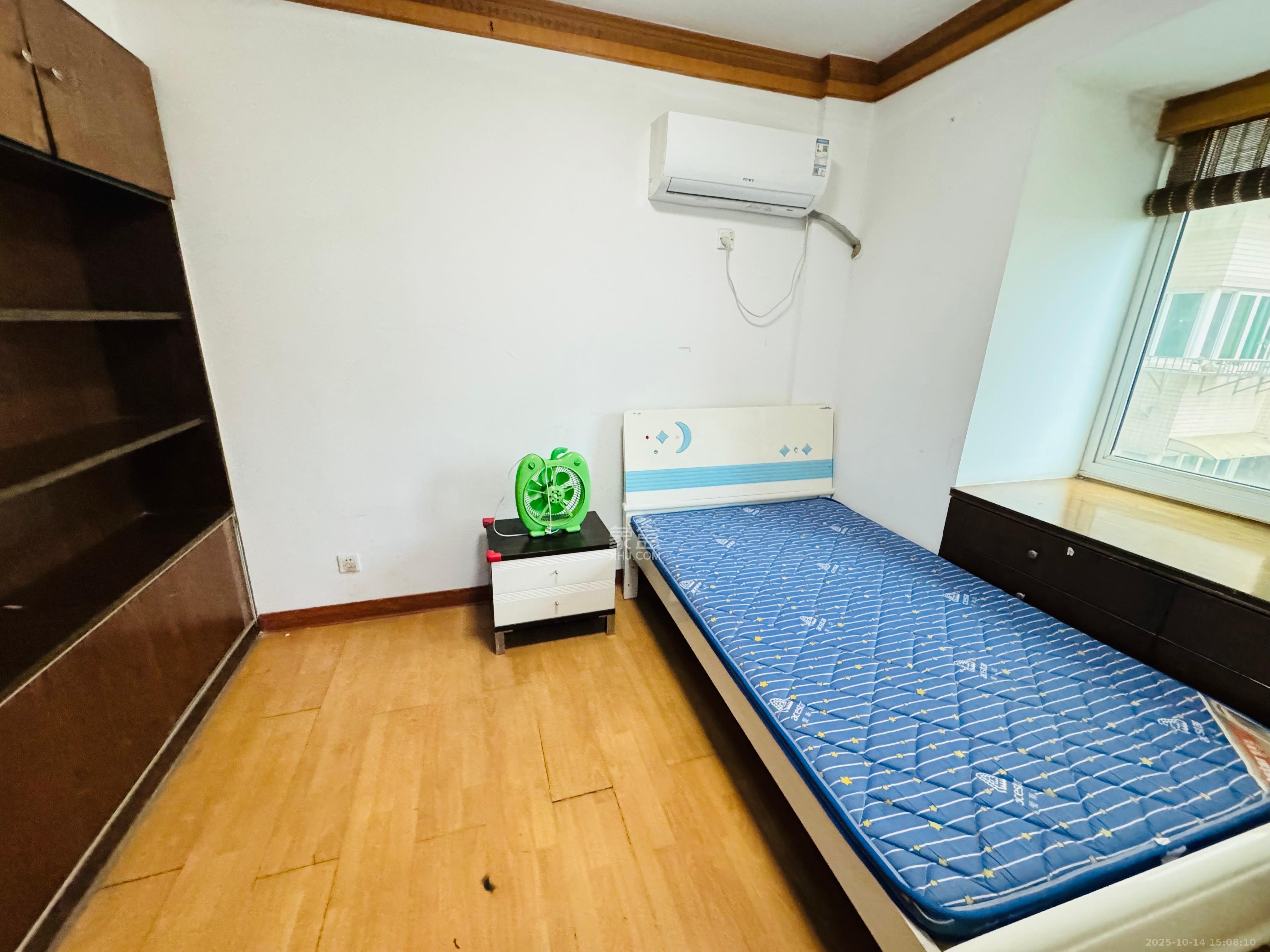 今利园 2室2厅1卫 1400.0元/月 今利园 2室2厅1卫 1400.0元/月室内图