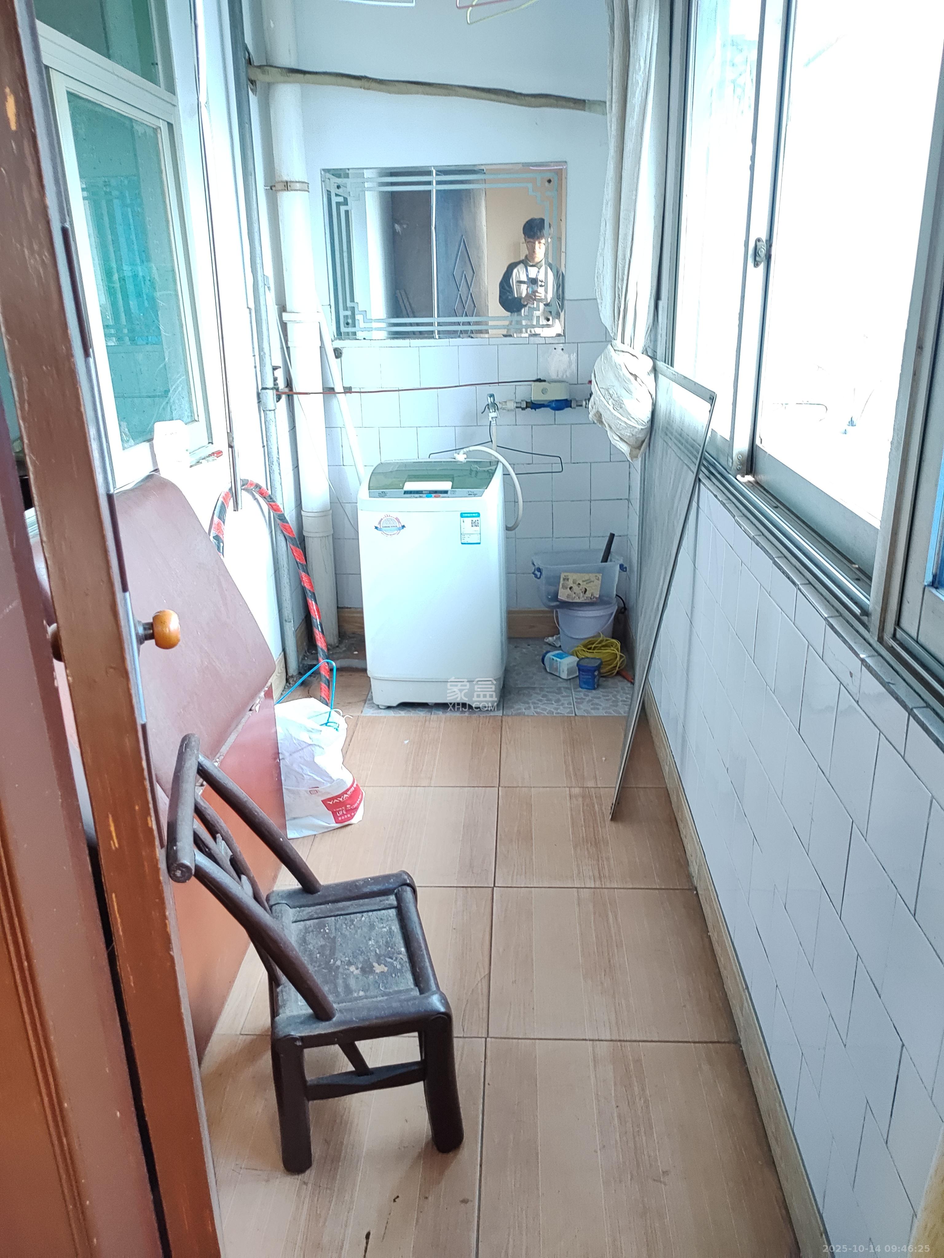 长探家园  2室2厅1卫    1350.0元/月室内图