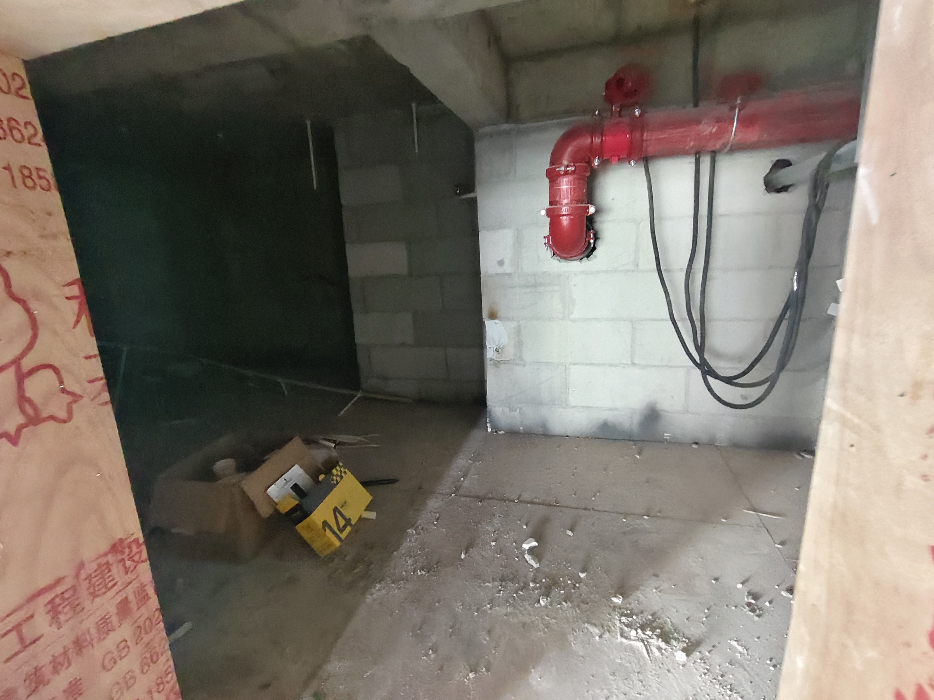 龙湖光年   220.0㎡      10000.0元/月室内图