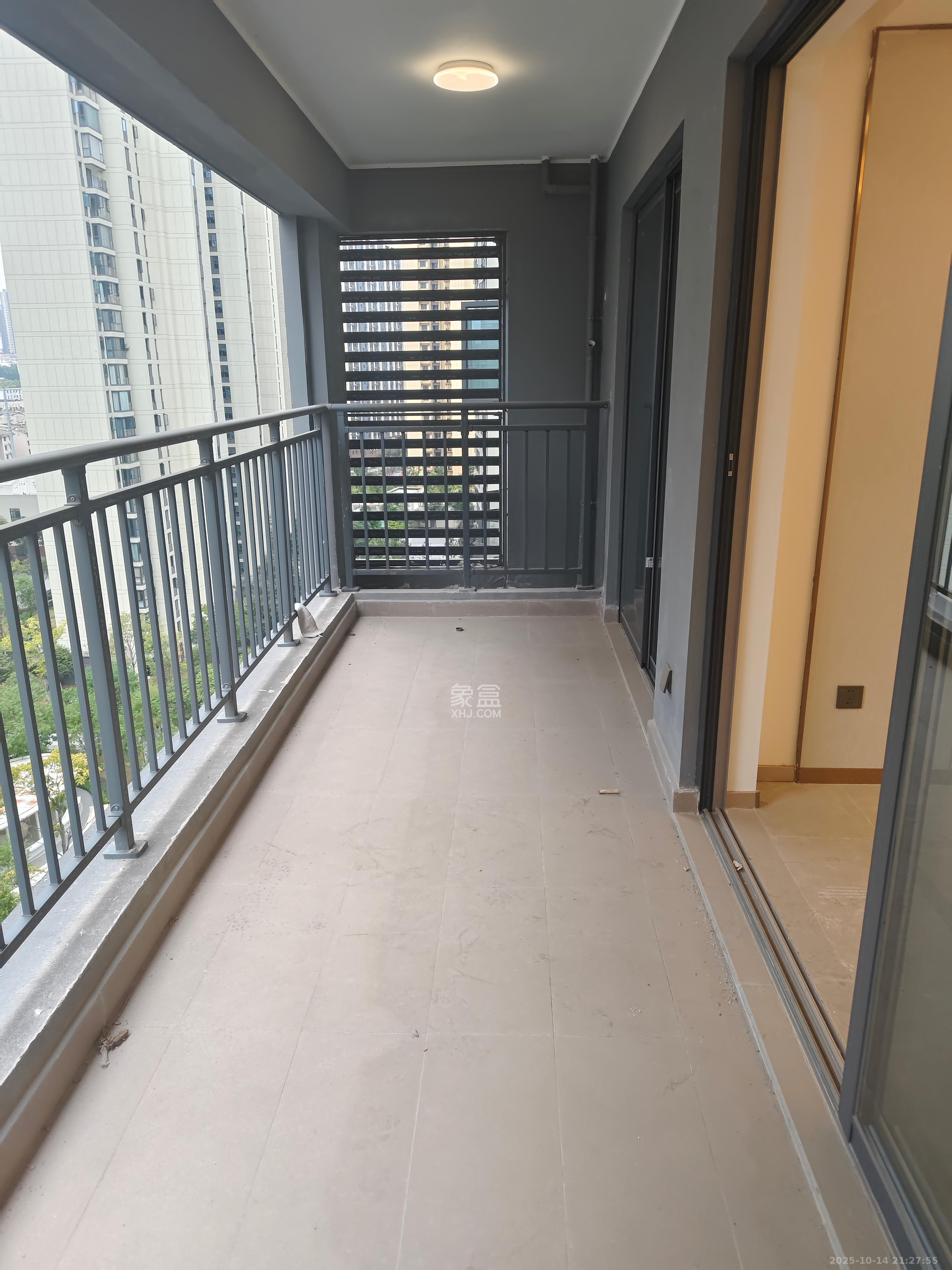 旭辉雨花郡  1室0厅0卫    4500.0元/月室内图