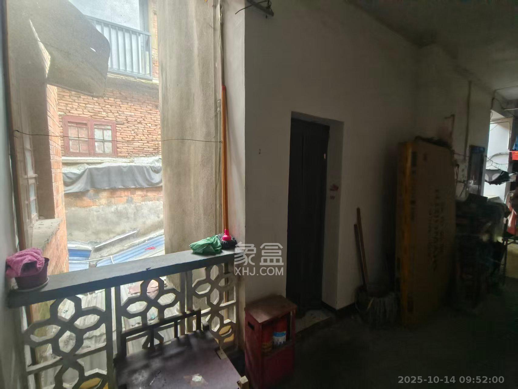 （上/下）黎家坡散盘  1室1厅1卫    800.0元/月室内图