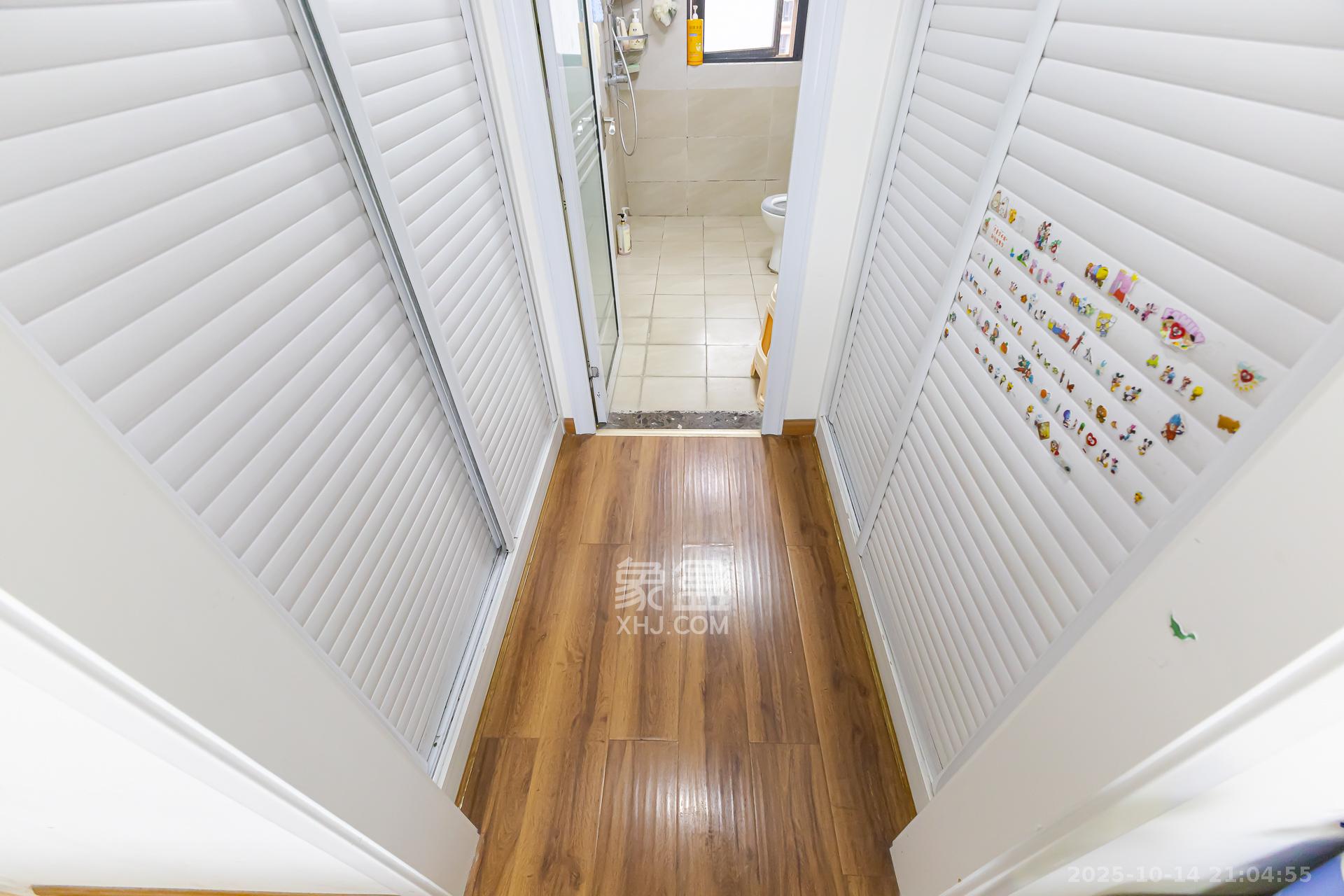 润和之悦（金泽园）  4室2厅2卫    89.0万卧室