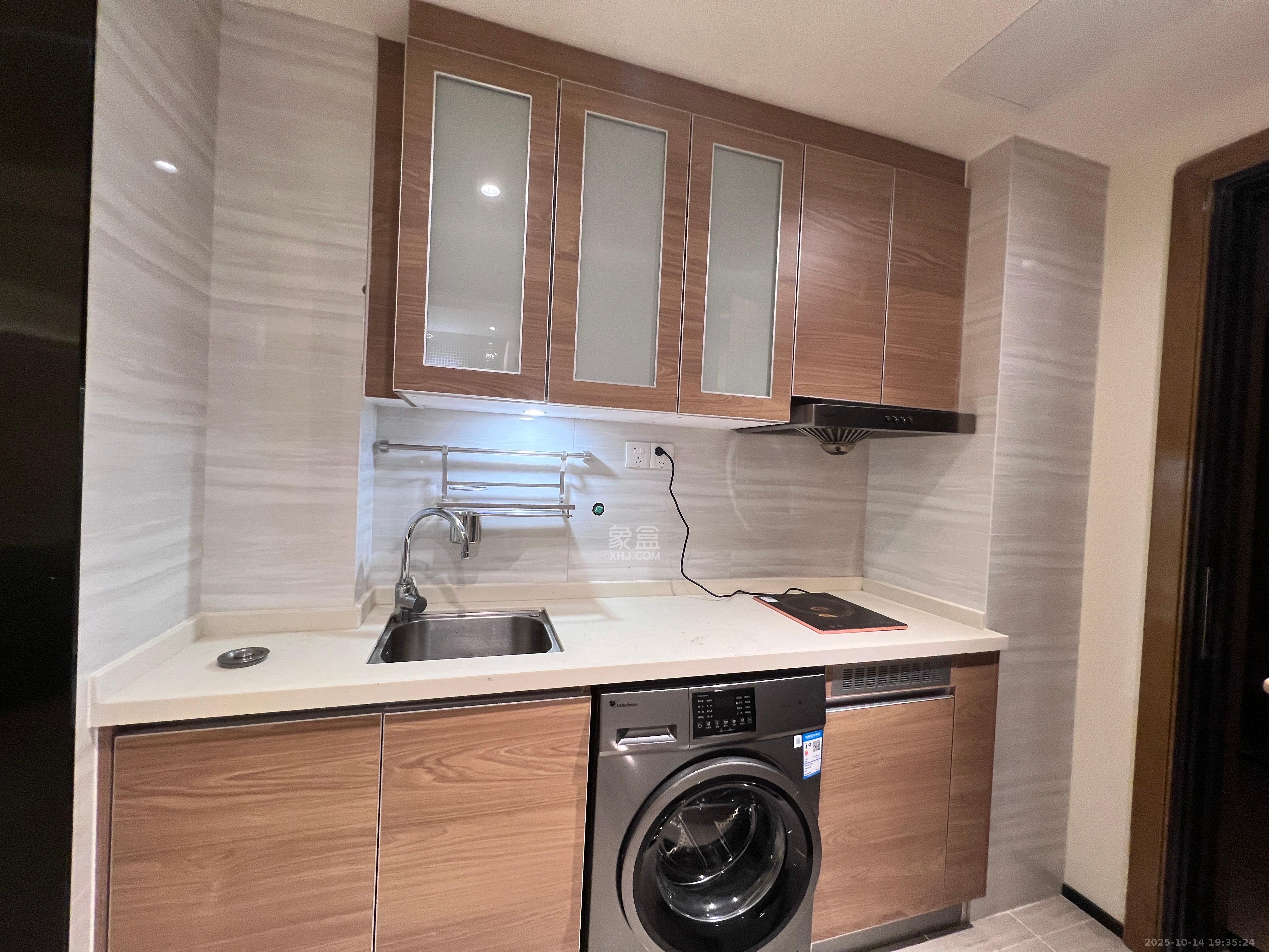 恒大国际广场  1室1厅1卫    1500.0元/月 恒大国际广场  1室1厅1卫    1500.0元/月室内图