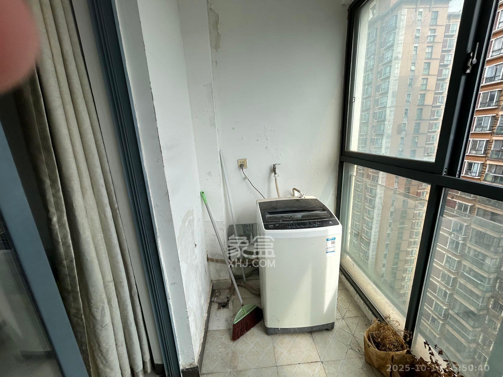 标志浪漫满屋（枫景公寓）  2室2厅1卫    1800.0元/月室内图