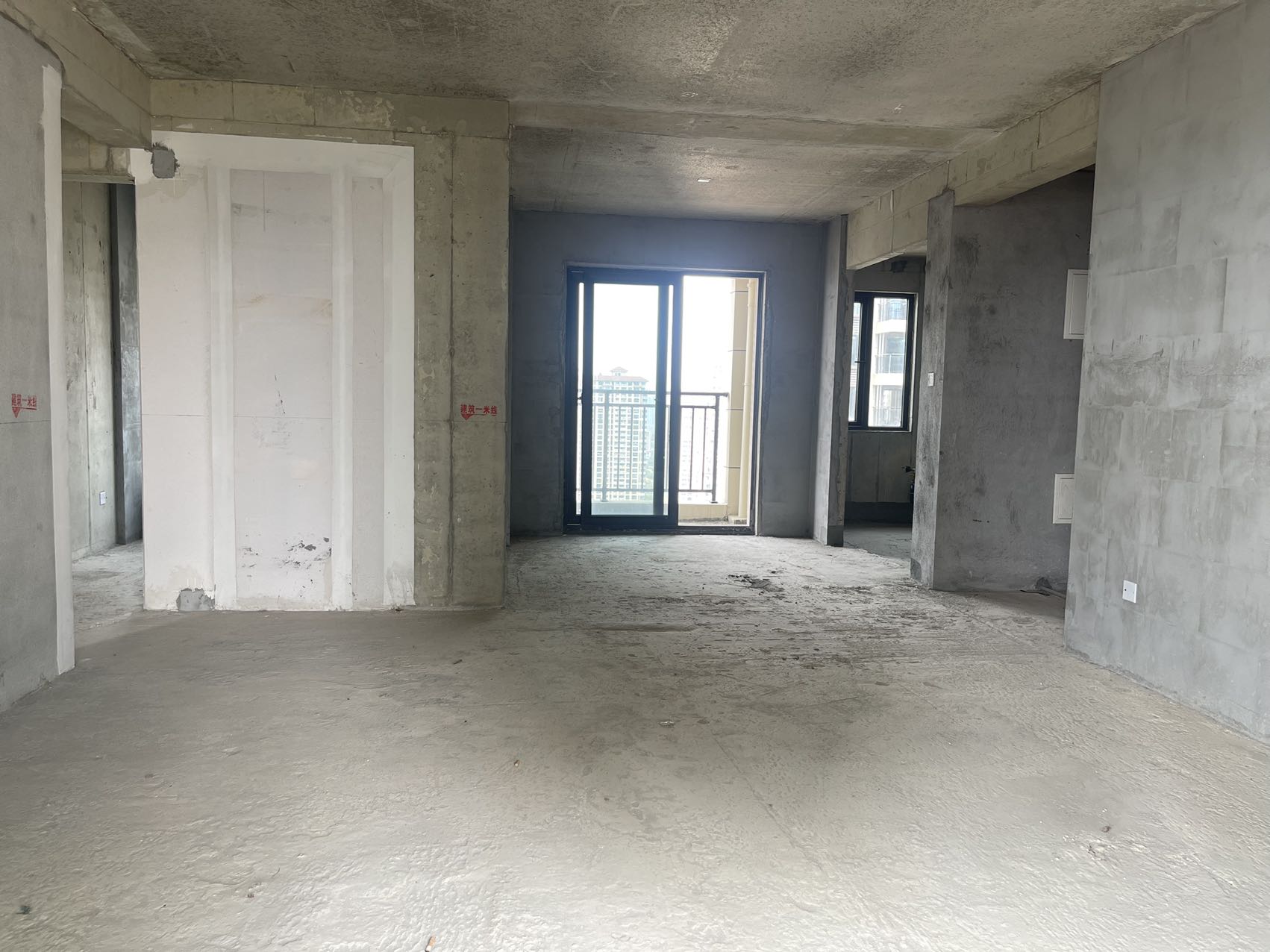 碧桂园华府（碧桂园五期）  4室2厅2卫    71.8万室内图