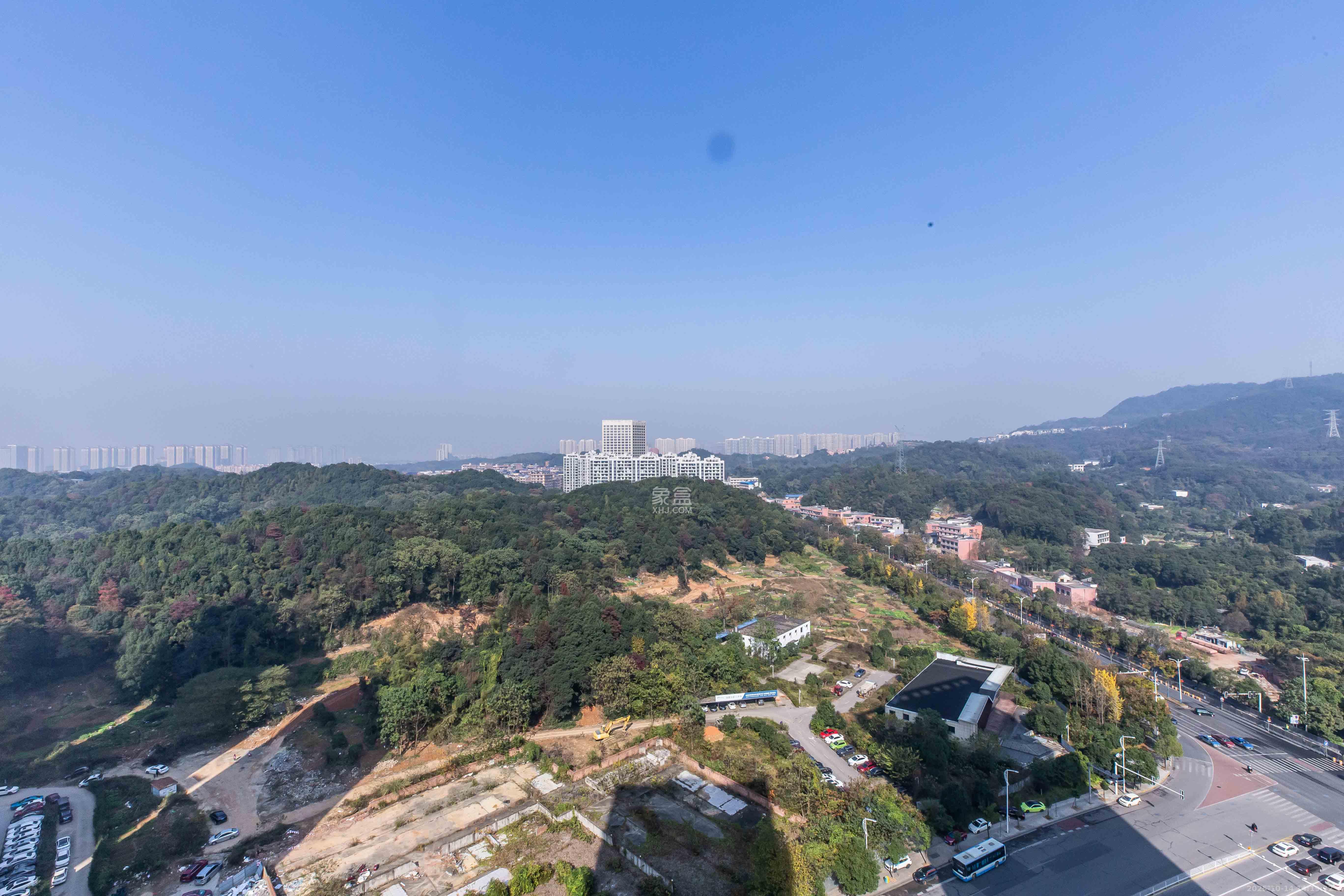 天麓尚层  4室2厅2卫    115.0万 天麓尚层  4室2厅2卫    115.0万阳台