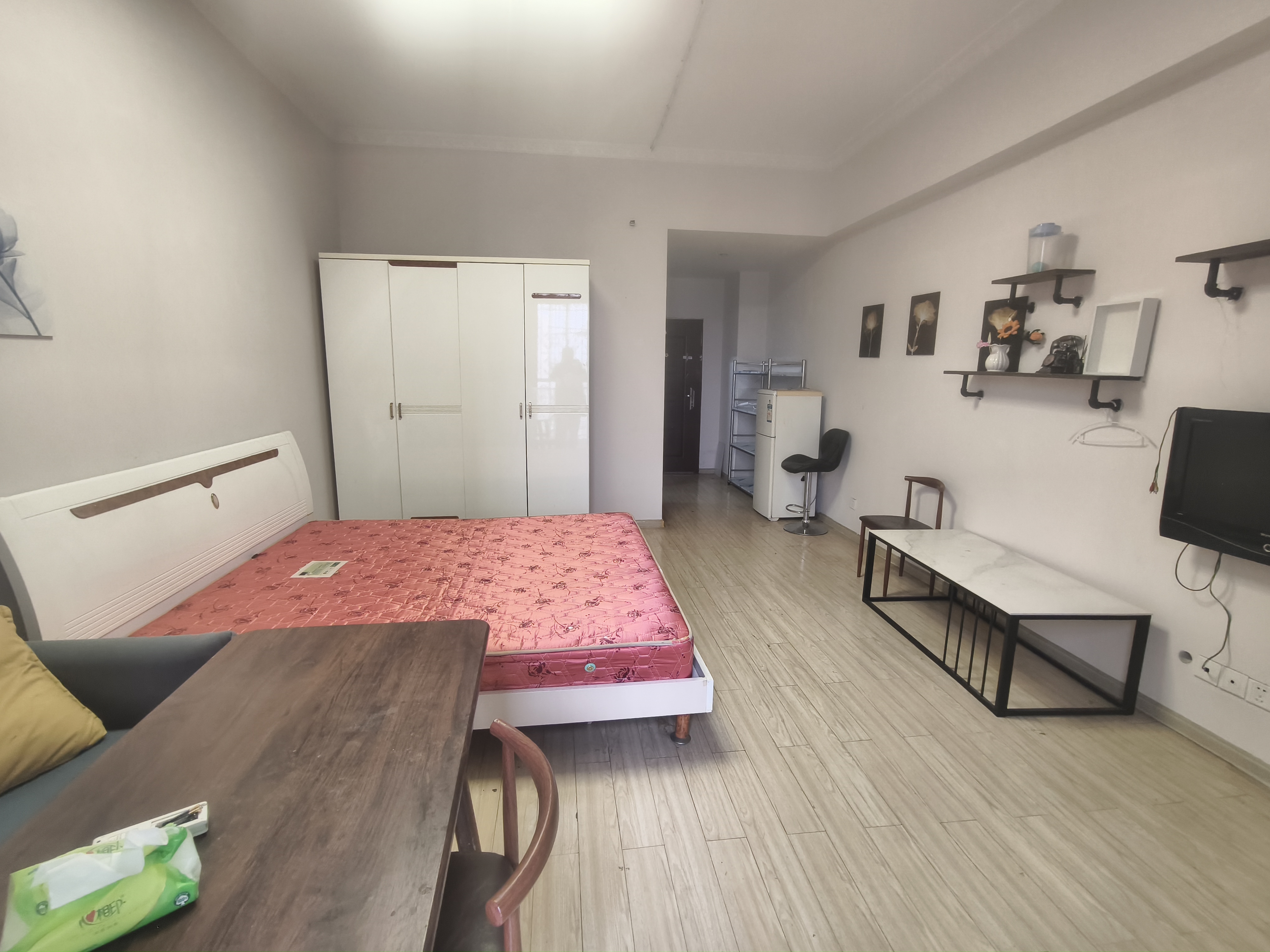 鹏泰国际  1室1厅1卫    650.0元/月室内图