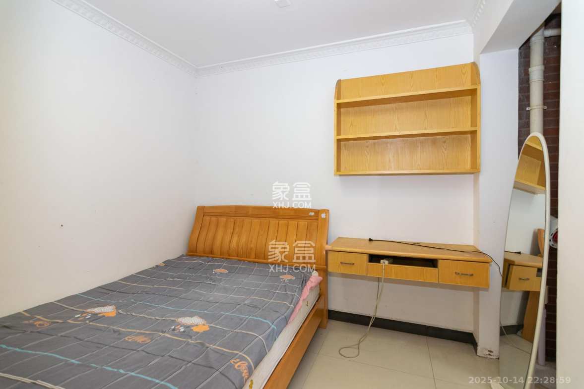 新城国际花都 2室2厅1卫 42.0万 新城国际花都 2室2厅1卫 42.0万卧室