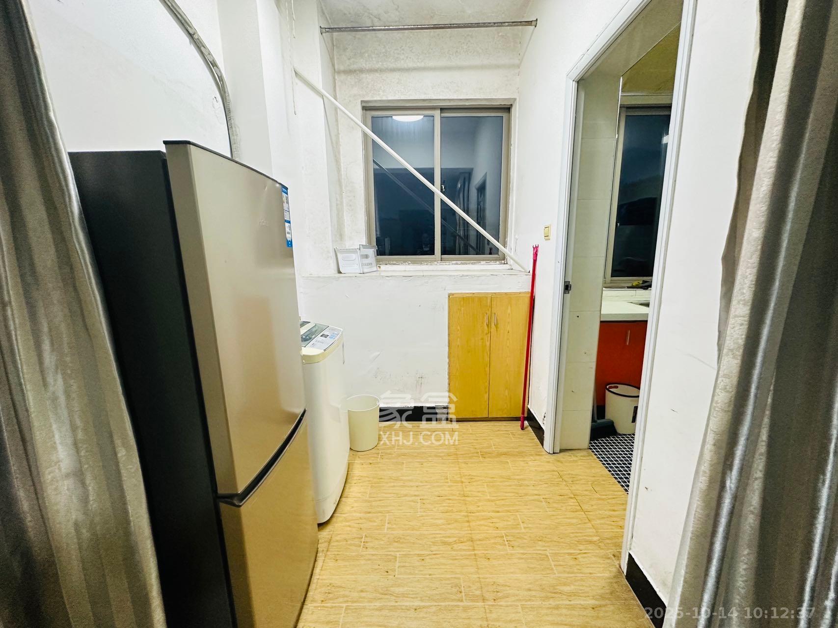 汇达国际公馆（汇达大厦）  1室1厅1卫    1400.0元/月室内图