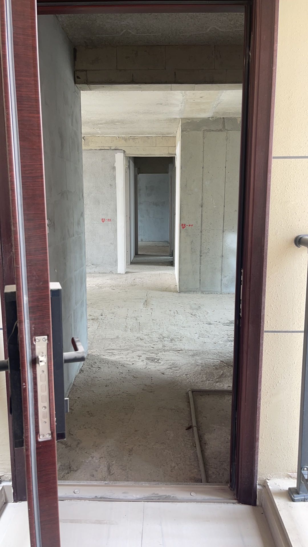 碧桂园华府（碧桂园五期）  4室2厅2卫    71.8万