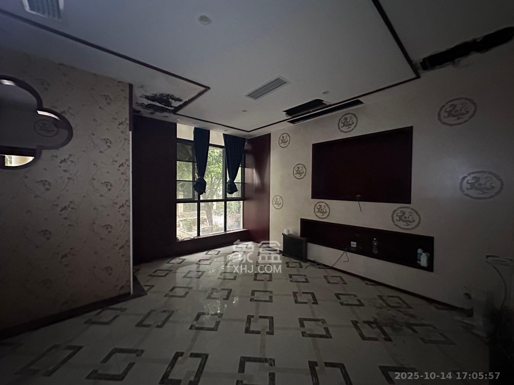 归心苑  4室2厅3卫    13000.0元/月 归心苑  4室2厅3卫    13000.0元/月室内图