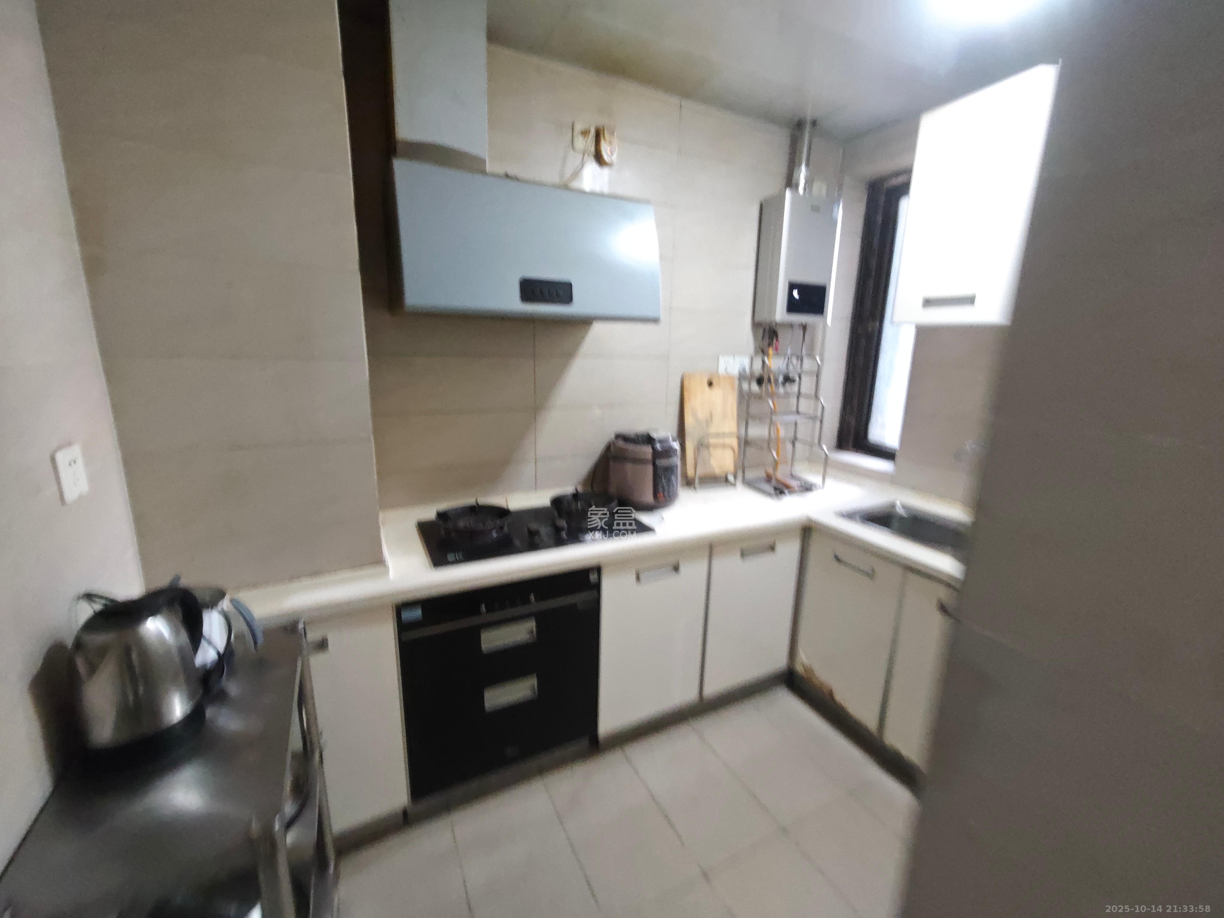 佳润新城（佳润新都）   173.06㎡      7000.0元/月室内图