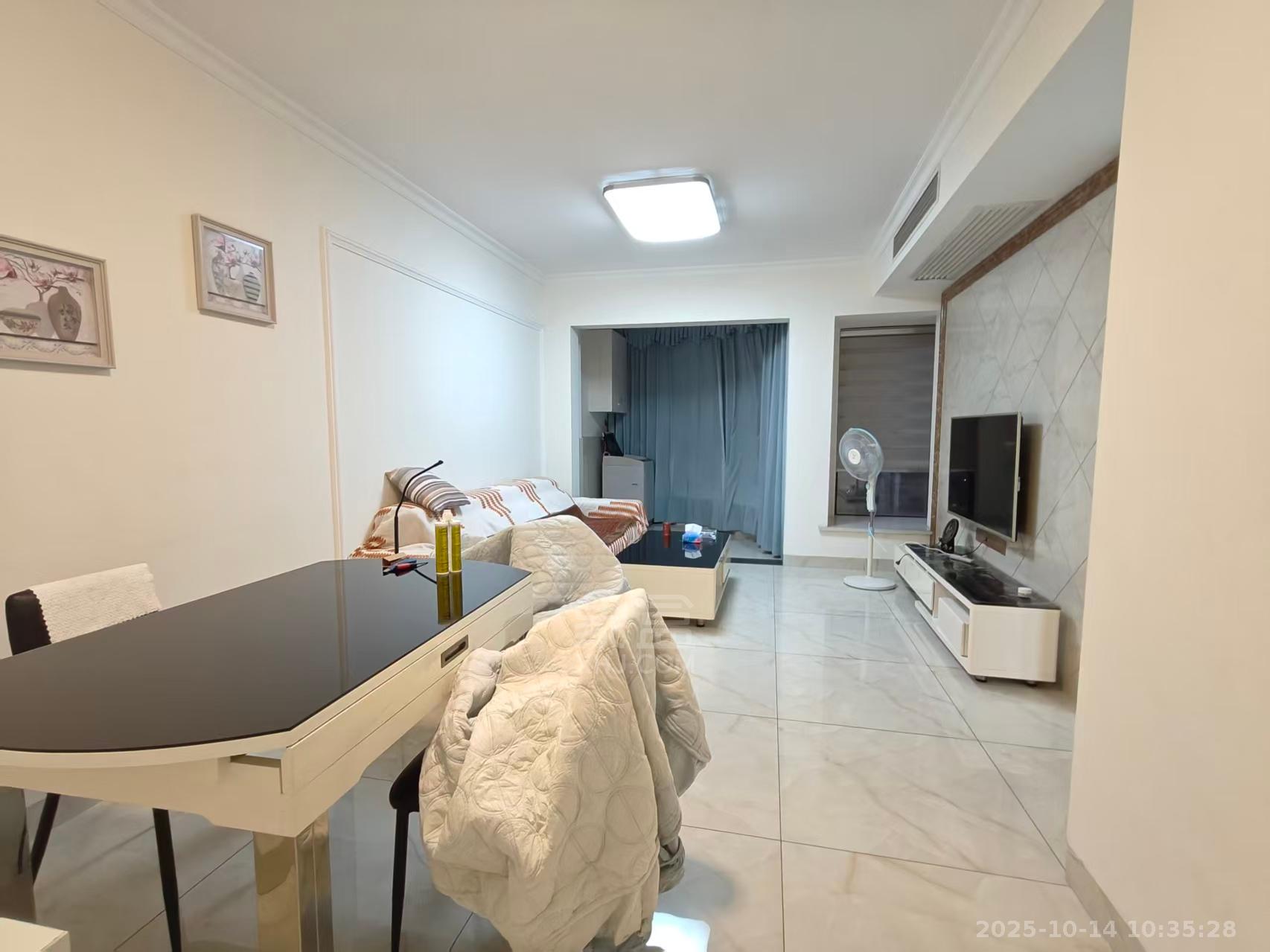 东鼎紫园 2室1厅1卫 1650.0元/月 东鼎紫园 2室1厅1卫 1650.0元/月室内图