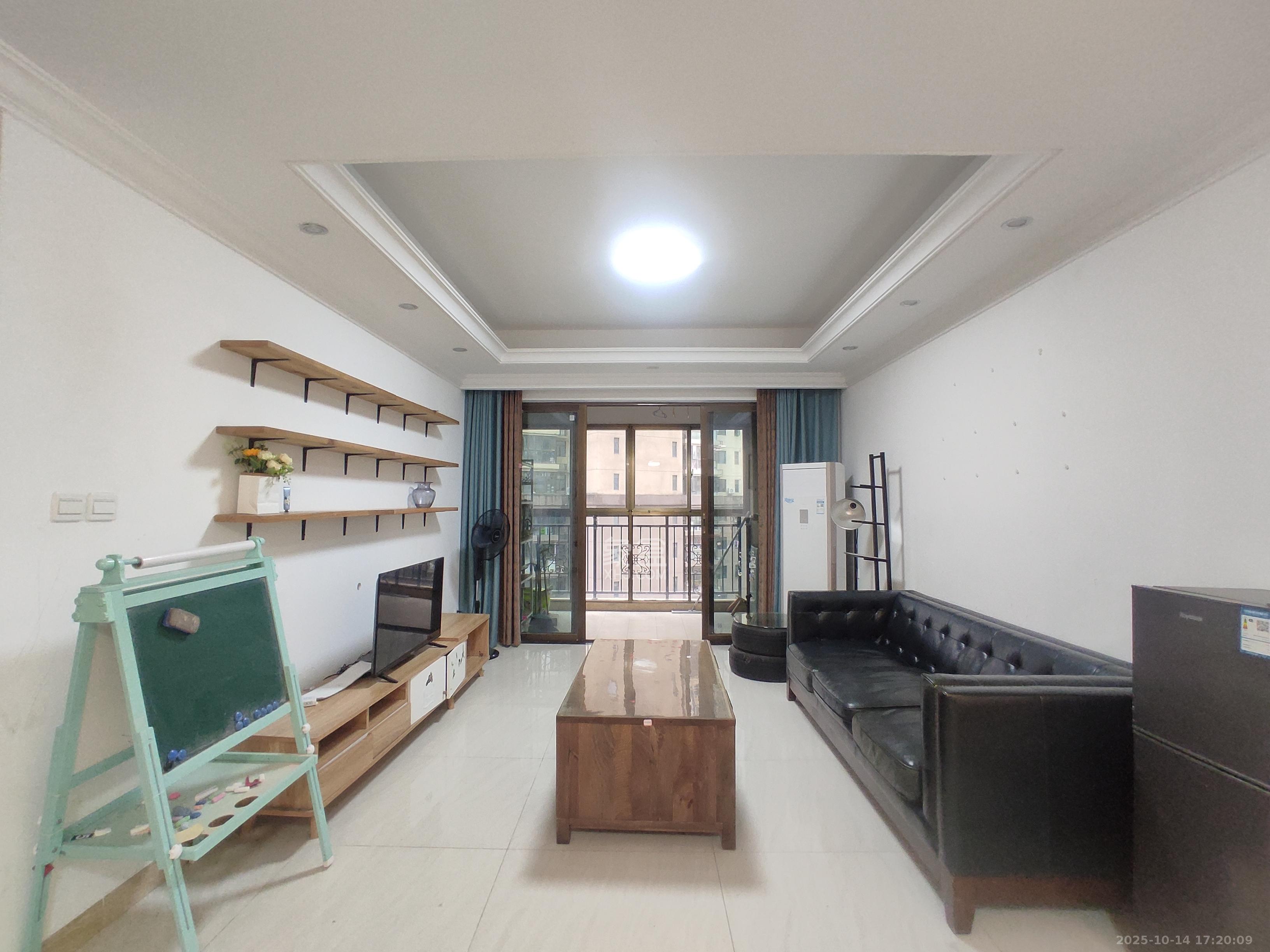 江山帝景哈佛  3室2厅1卫    2000.0元/月 江山帝景哈佛  3室2厅1卫    2000.0元/月