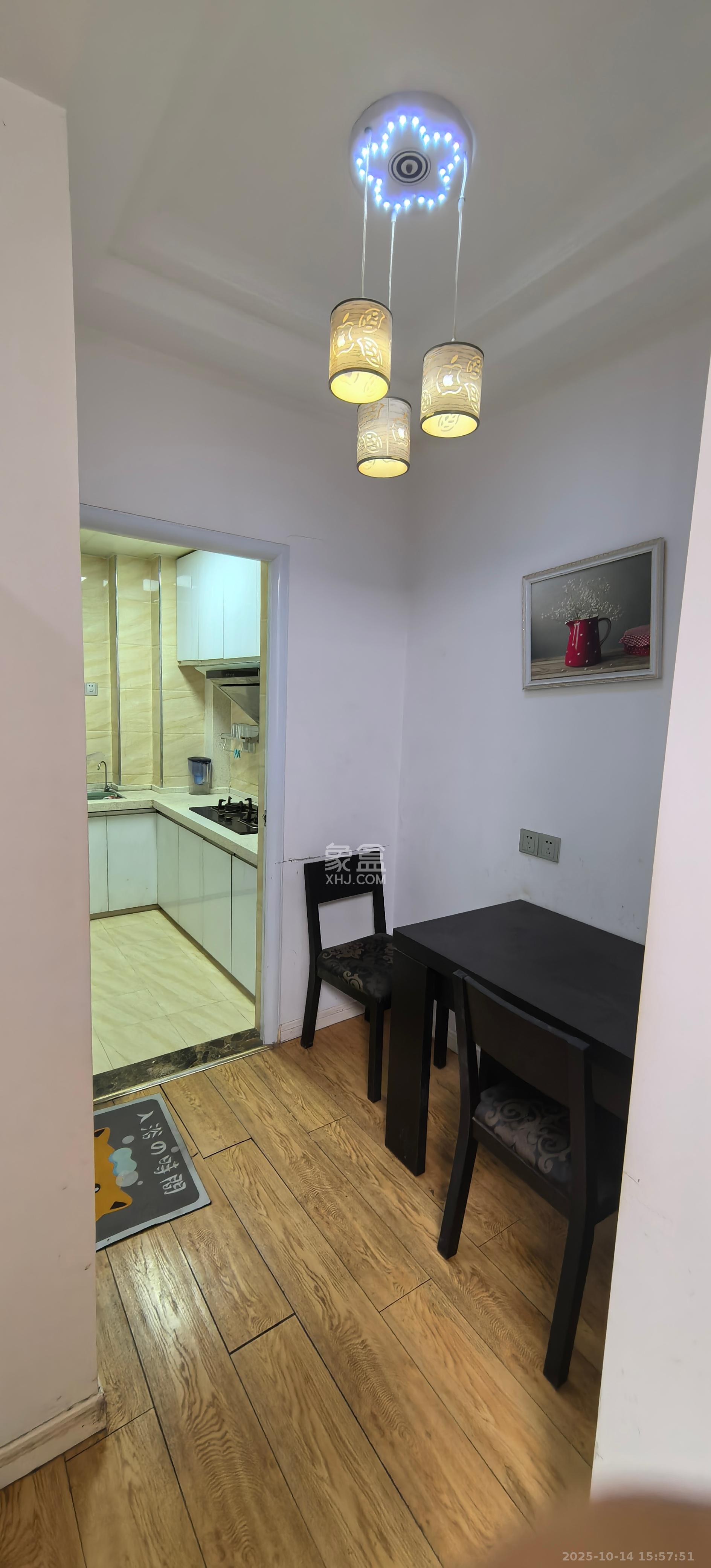 秀峰景园(领秀峰) 2室1厅1卫 1500.0元/月 秀峰景园(领秀峰) 2室1厅1卫 1500.0元/月室内图