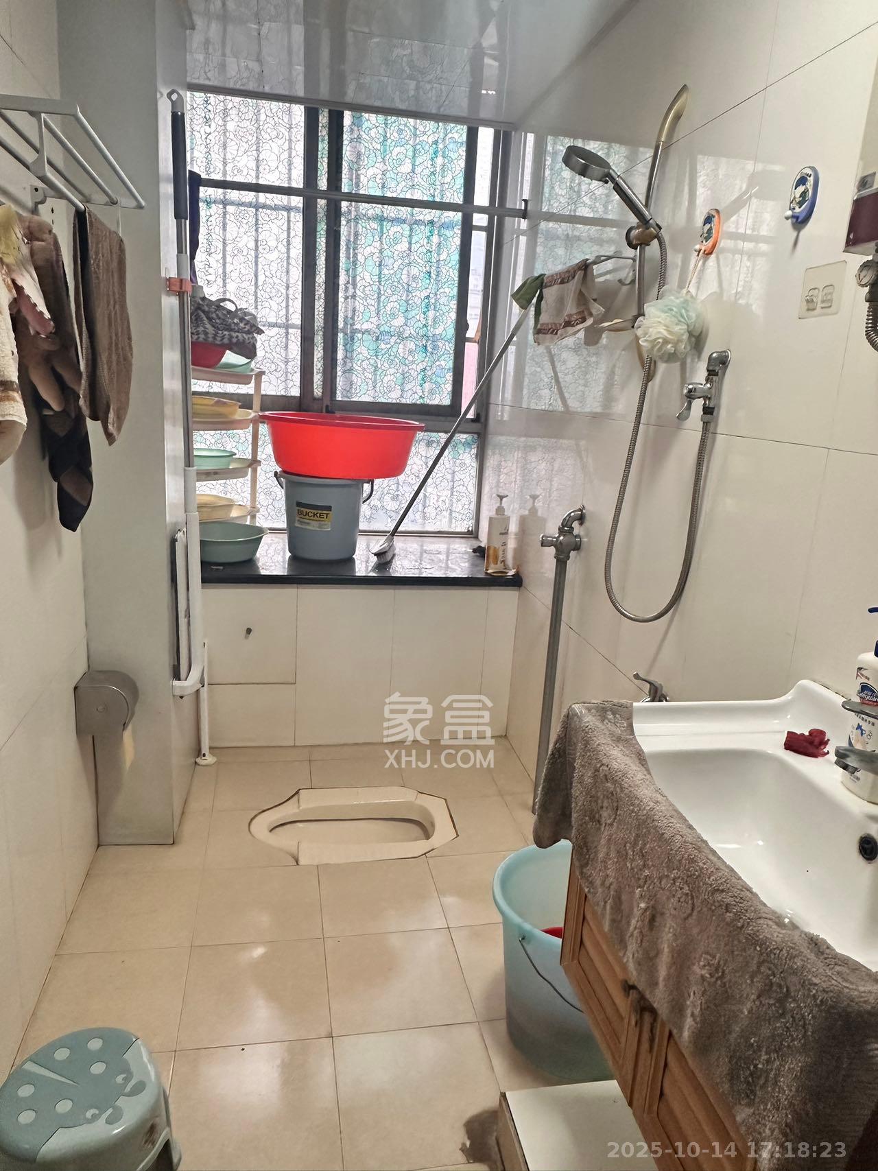 富兴金地大厦 3室2厅2卫 3000.0元/月 富兴金地大厦 3室2厅2卫 3000.0元/月室内图