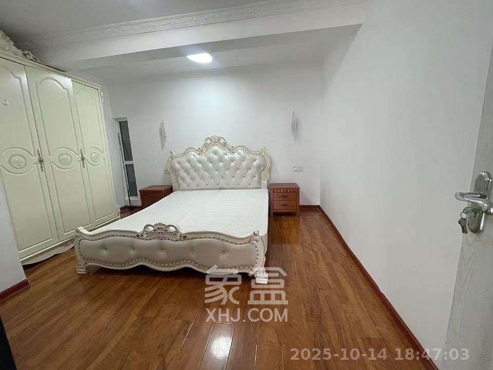 鸥波港湾  2室1厅2卫    2000.0元/月 鸥波港湾  2室1厅2卫    2000.0元/月室内图