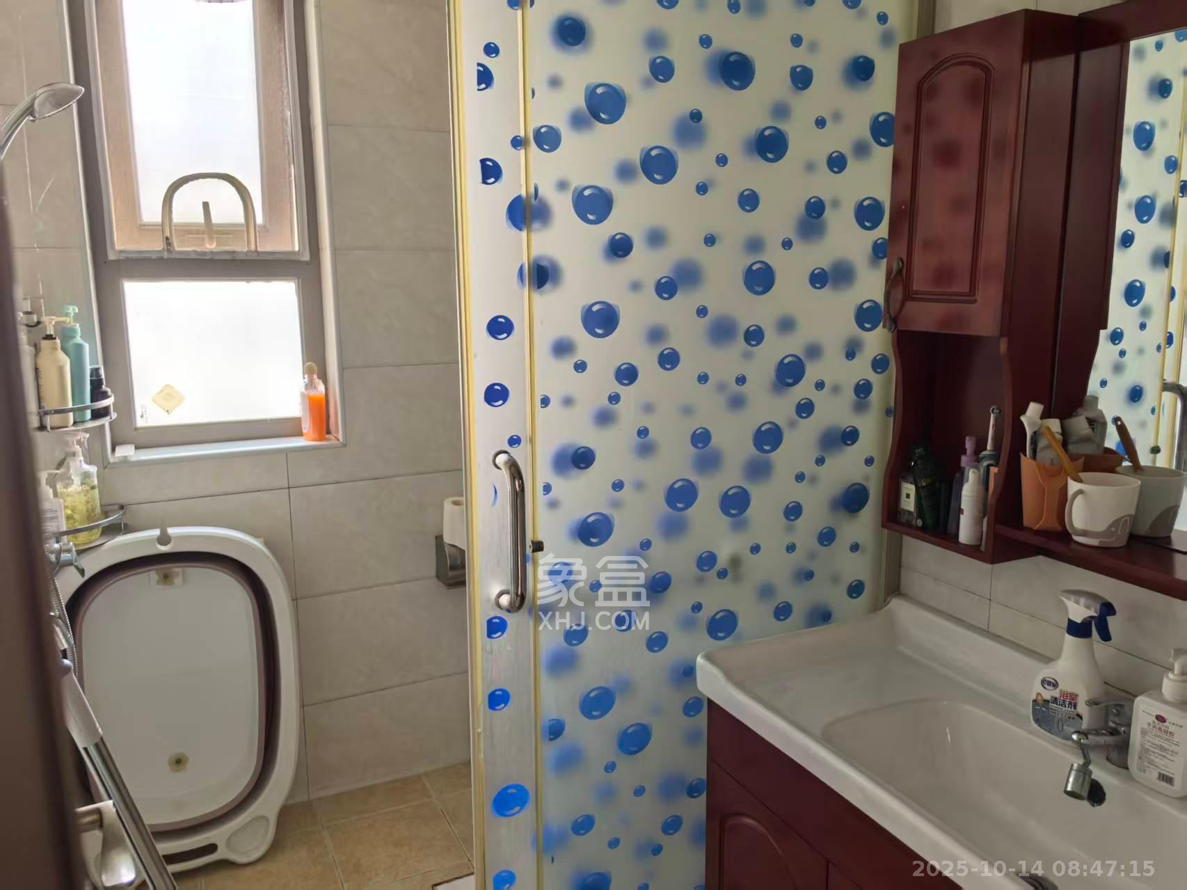 怡海星城  2室2厅1卫    2000.0元/月 怡海星城  2室2厅1卫    2000.0元/月室内图