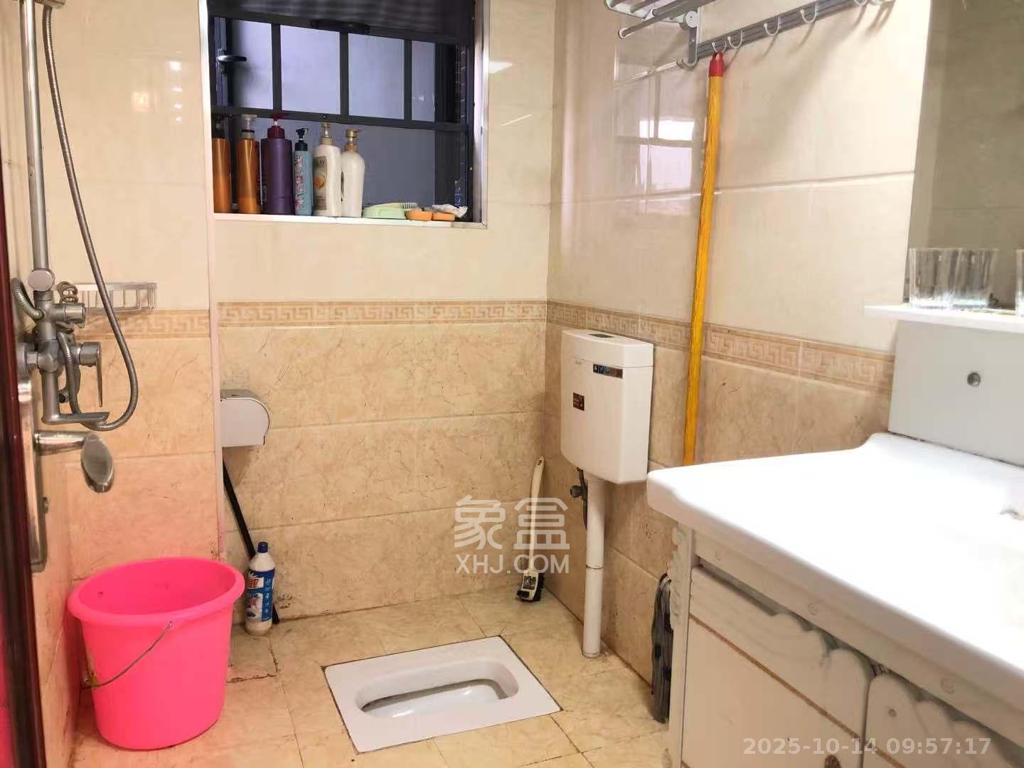 和庄  3室2厅1卫    2500.0元/月室内图