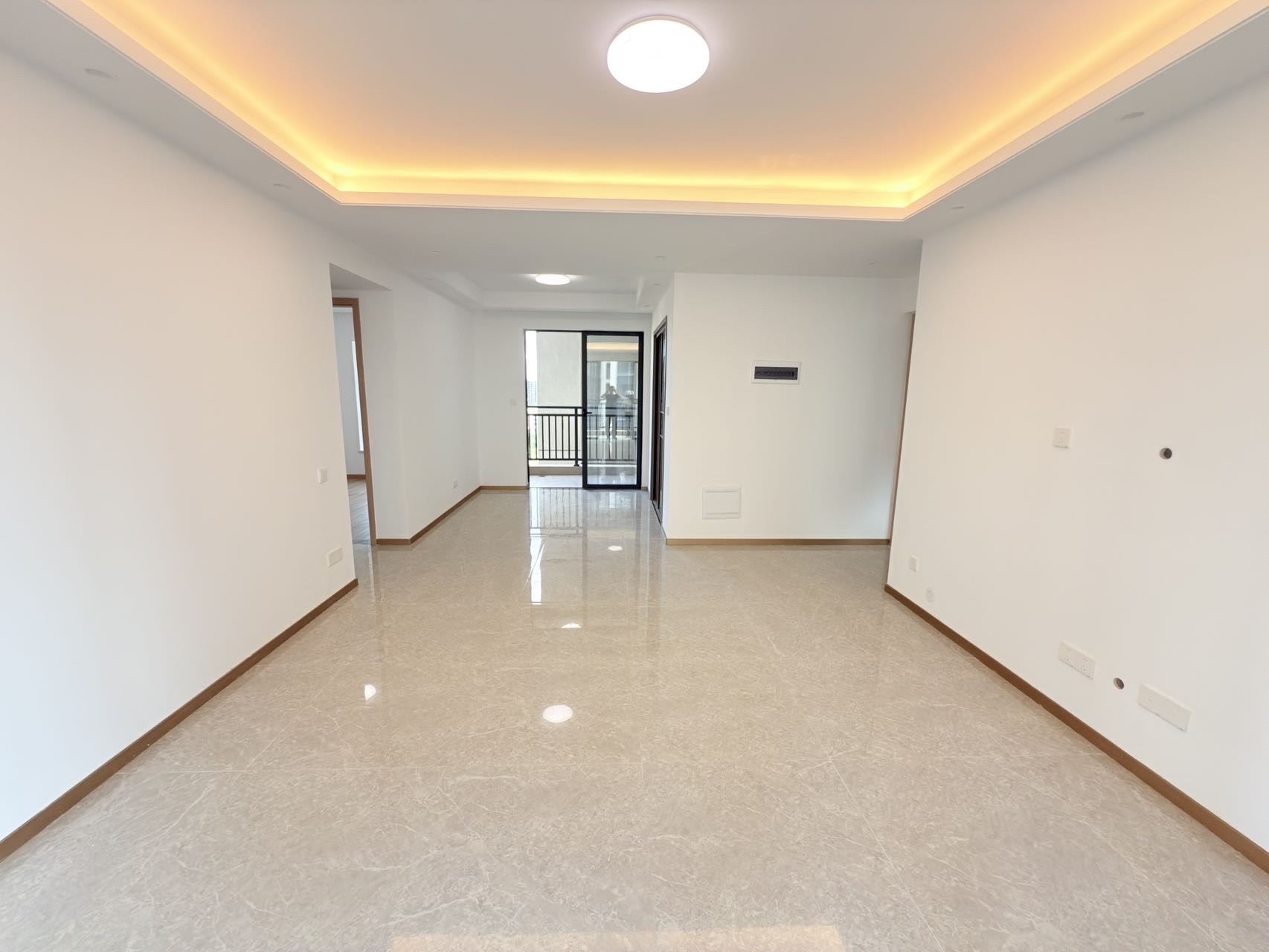 和风家园初心苑  3室2厅2卫    2000.0元/月室内图