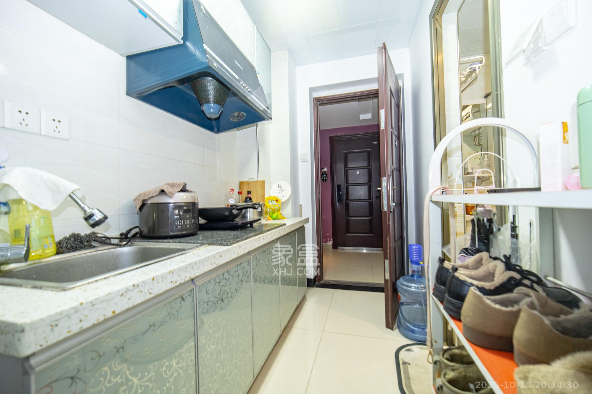 金科时代中心 1室0厅0卫 17.0万 金科时代中心 1室0厅0卫 17.0万厨房