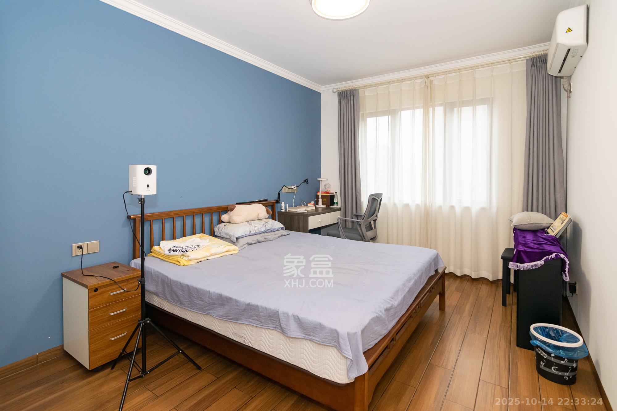 澳海月亮湾 3室2厅1卫 82.0万 澳海月亮湾 3室2厅1卫 82.0万卧室