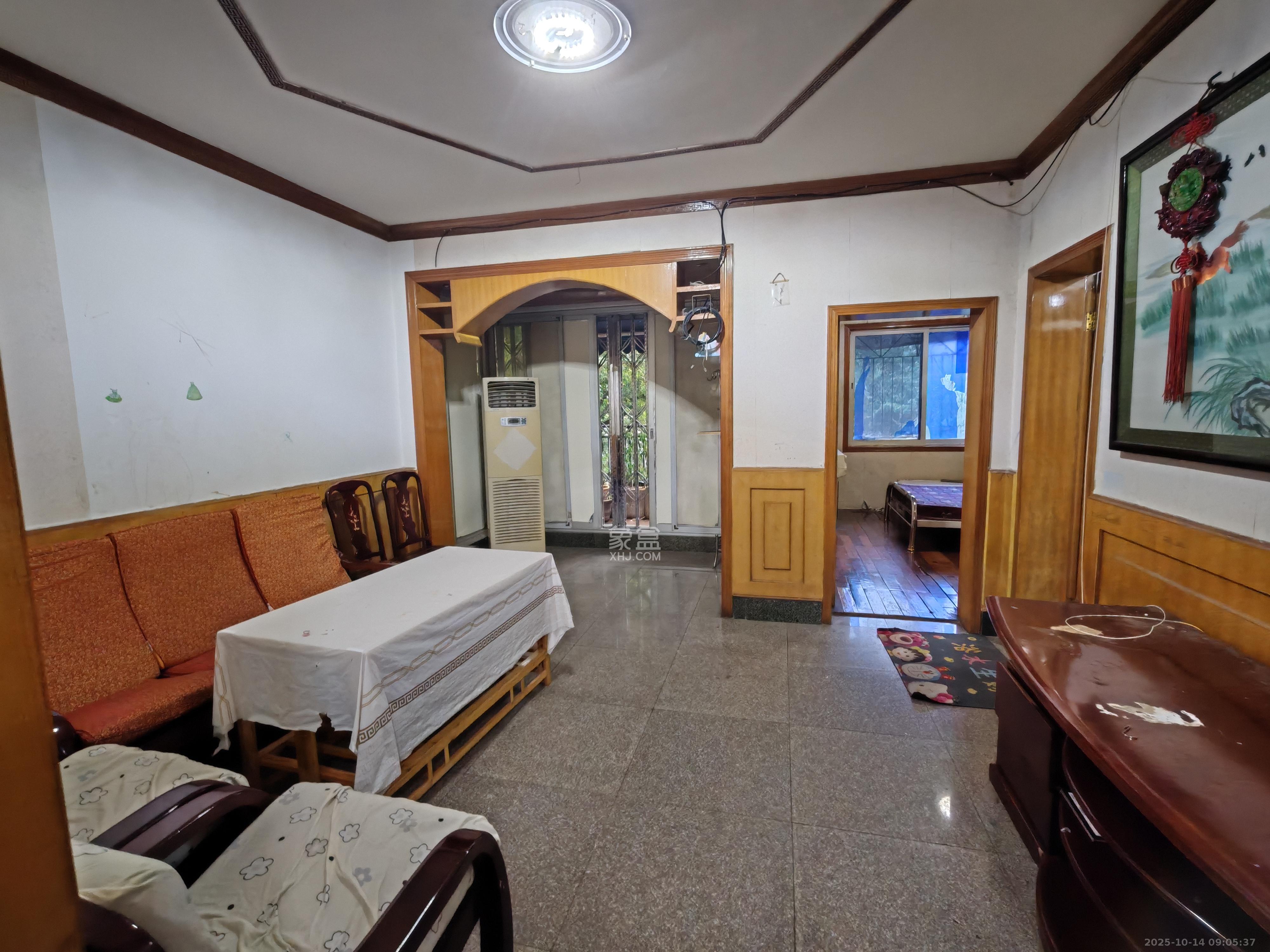 德政园  2室2厅1卫    1600.0元/月 德政园  2室2厅1卫    1600.0元/月