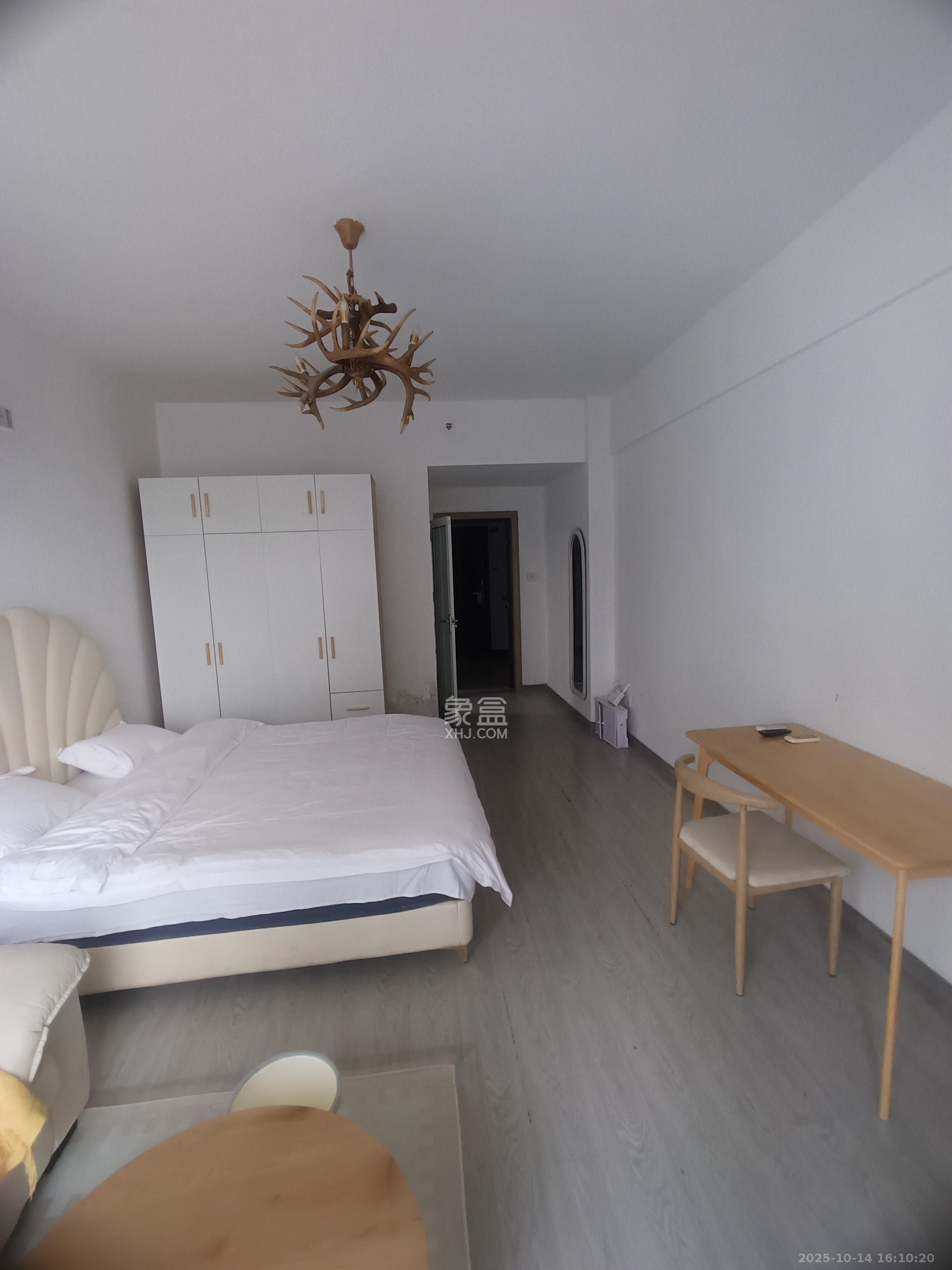 和府 1室1厅1卫 1600.0元/月 和府 1室1厅1卫 1600.0元/月室内图