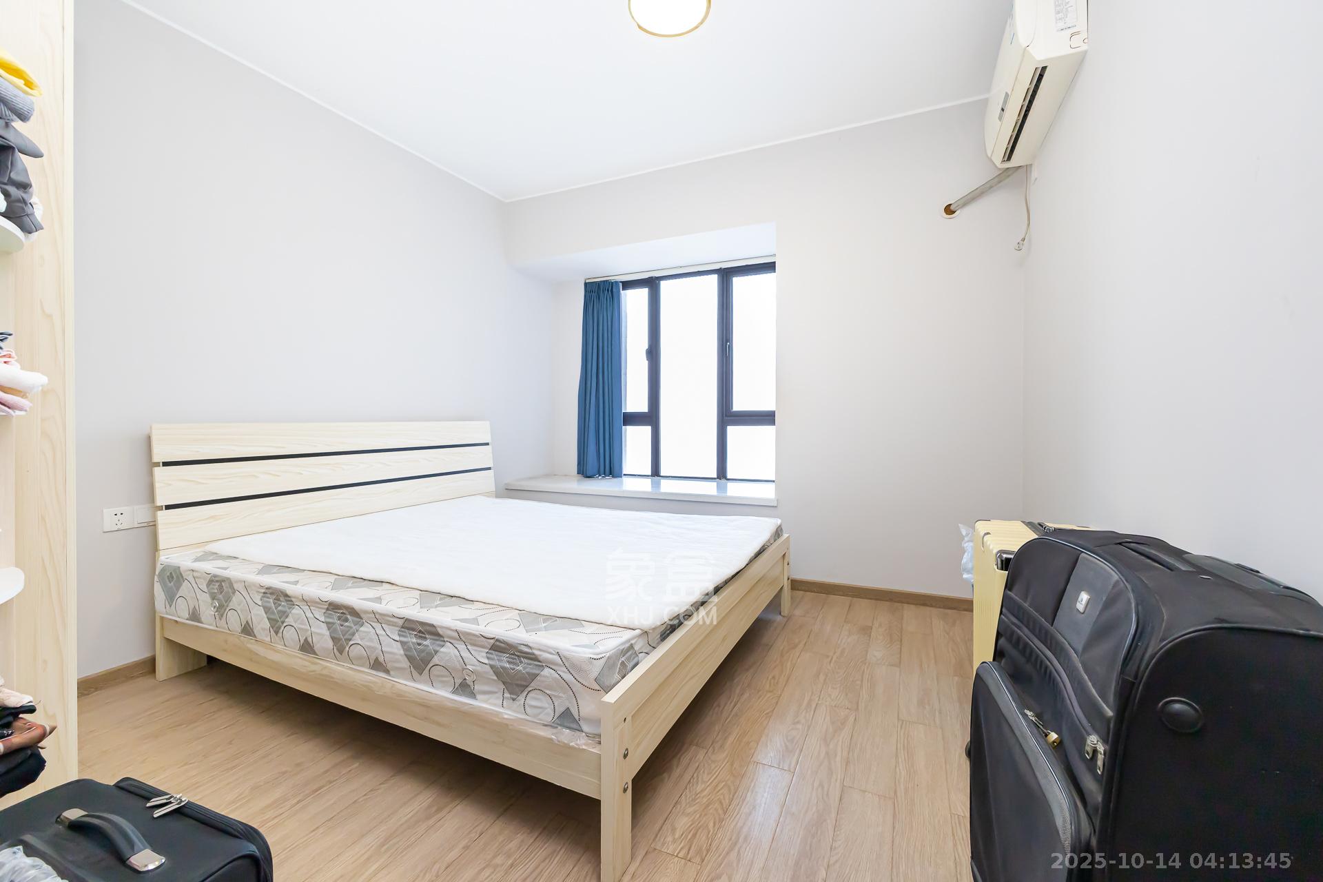 时代倾城二期  3室2厅2卫    109.8万卧室