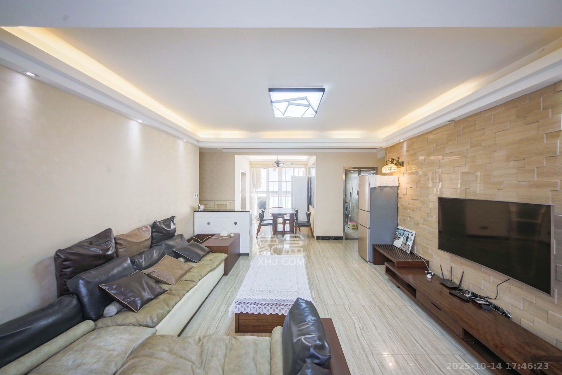 湘水熙园 4室2厅2卫 4000.0元/月 湘水熙园 4室2厅2卫 4000.0元/月室内图