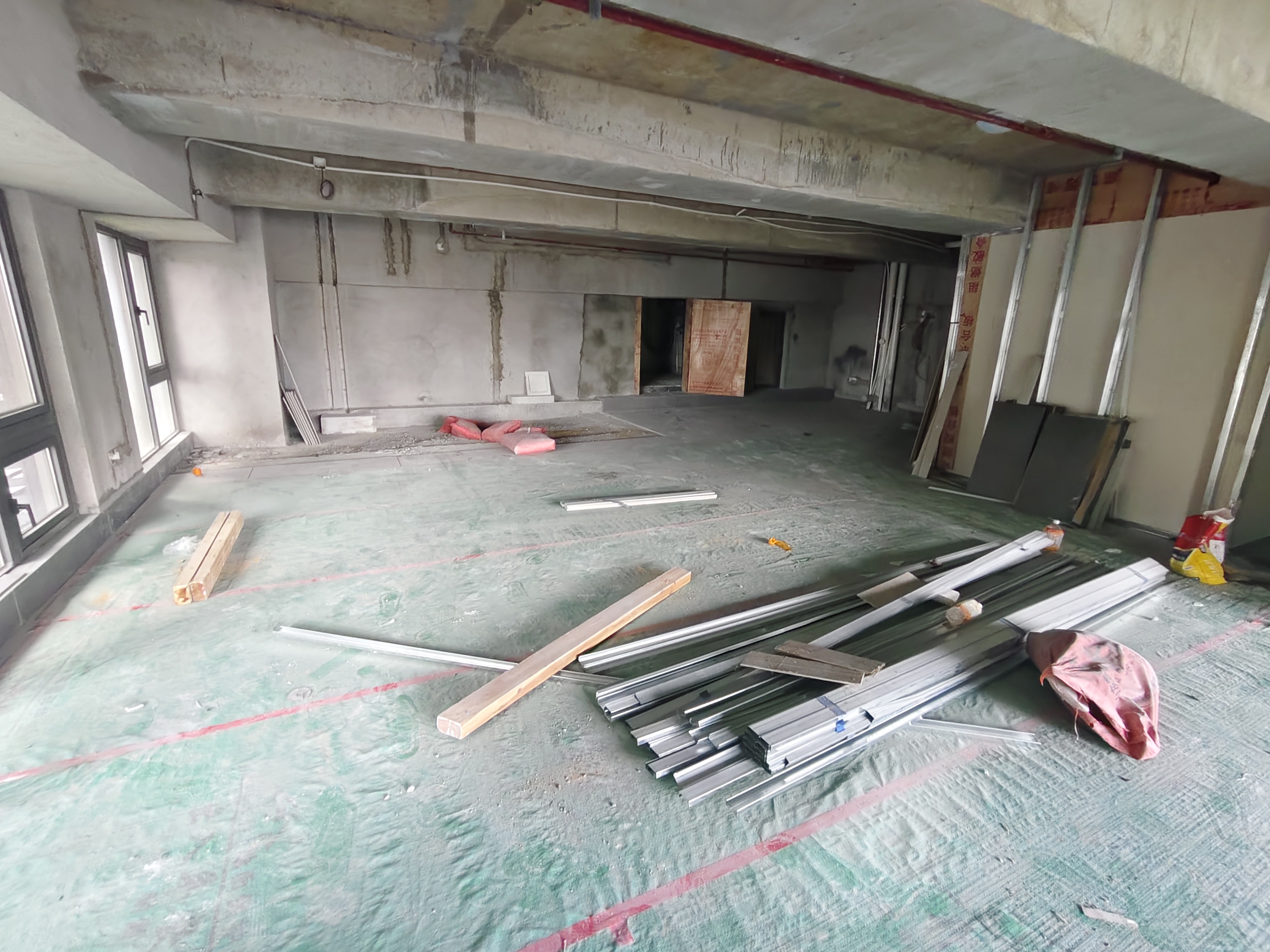 龙湖光年   220.0㎡      10000.0元/月室内图