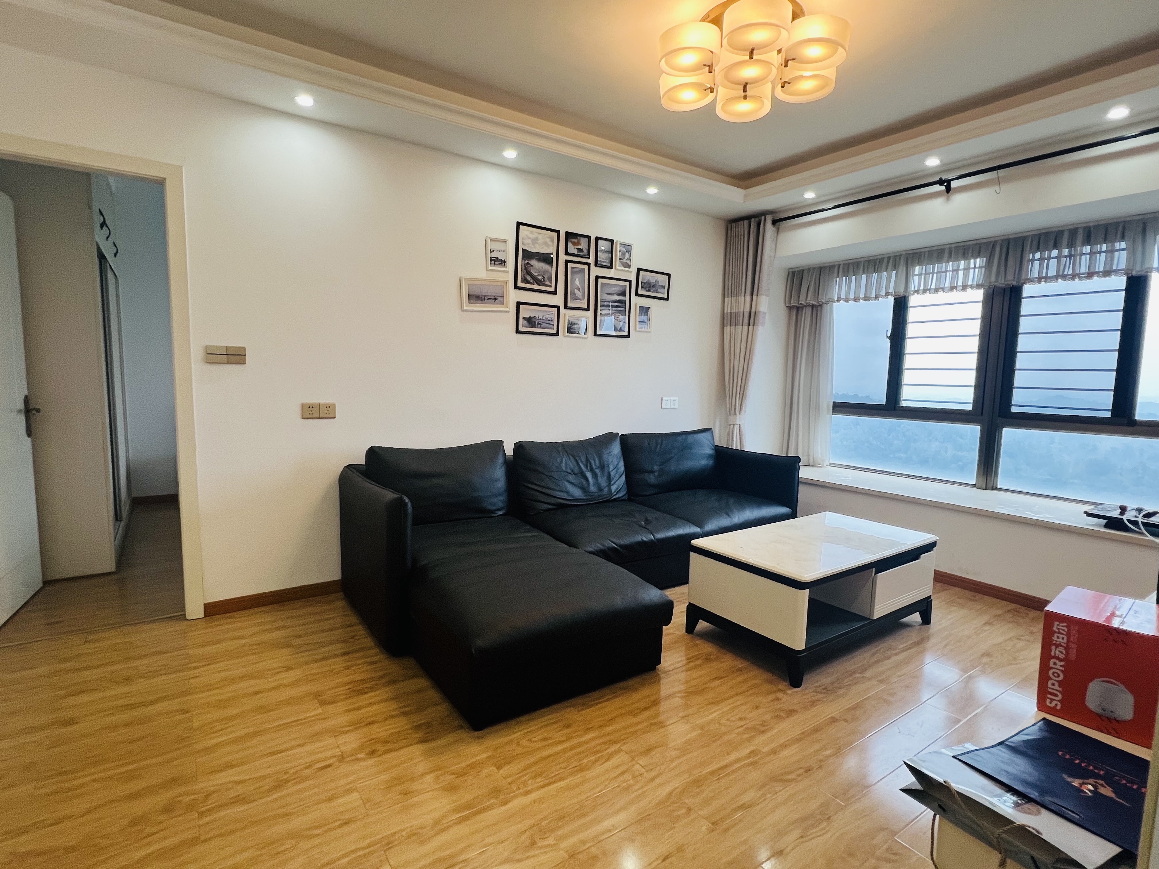 碧桂园 2室2厅1卫 1400.0元/月 碧桂园 2室2厅1卫 1400.0元/月室内图