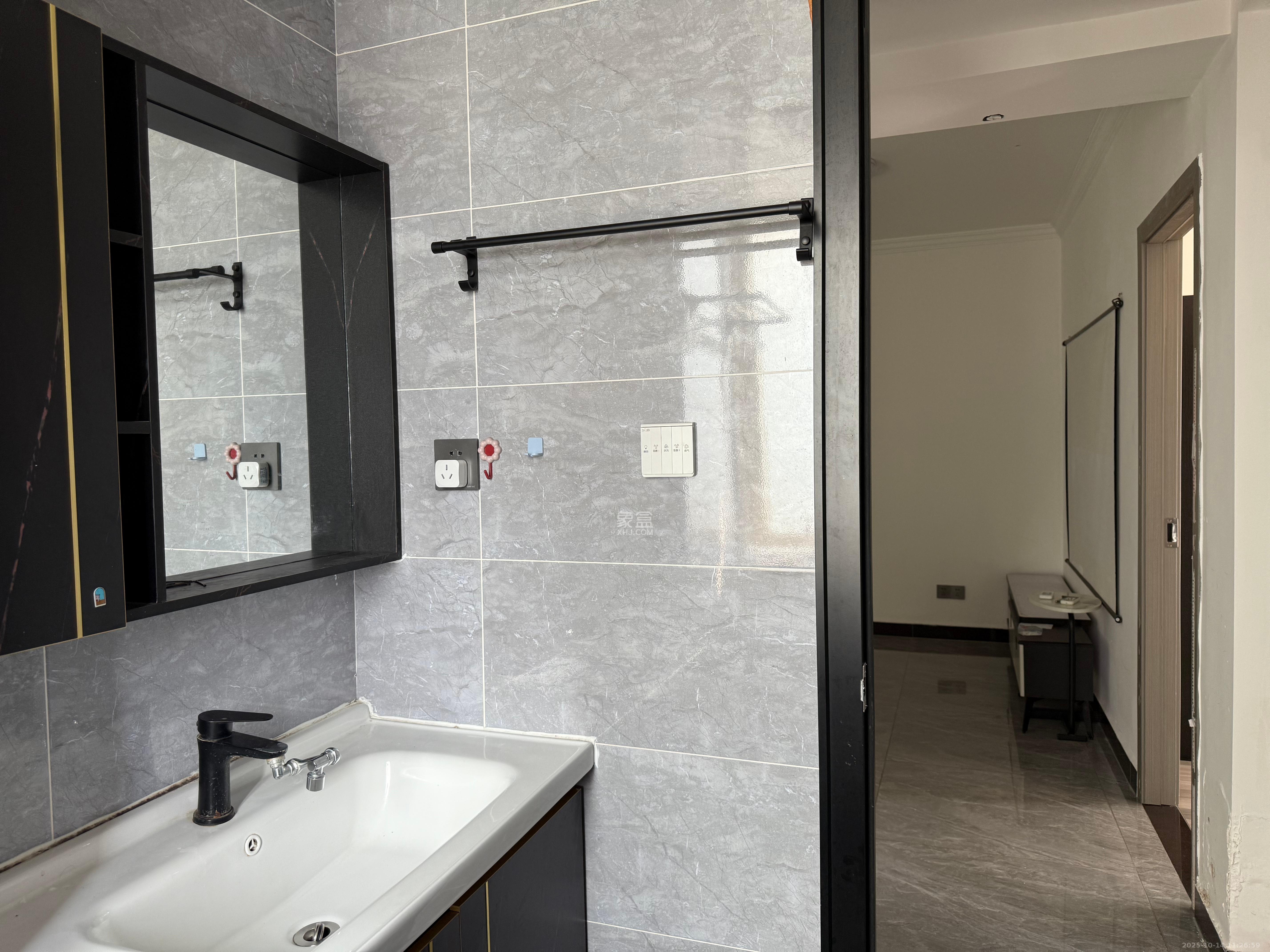 北辰三角洲E7区  2室2厅1卫    3000.0元/月 北辰三角洲E7区  2室2厅1卫    3000.0元/月室内图