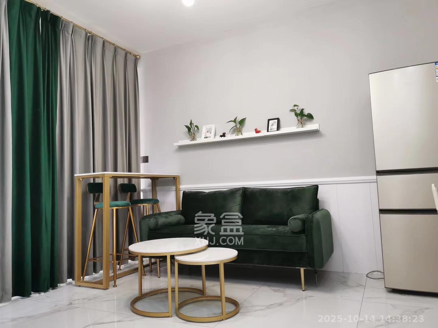 天健城  1室1厅1卫    2200.0元/月 天健城  1室1厅1卫    2200.0元/月室内图