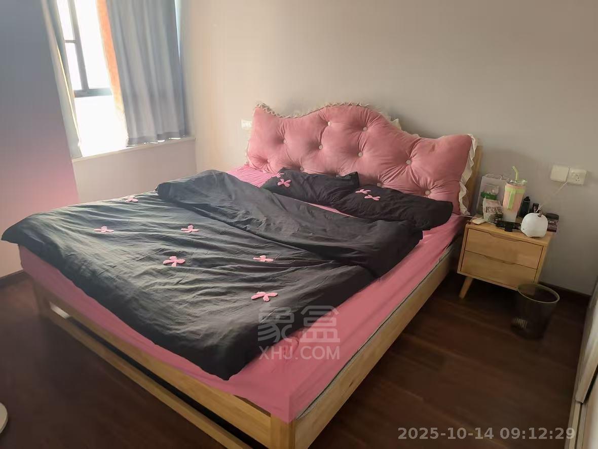 中建御山和苑  3室2厅2卫    2200.0元/月室内图