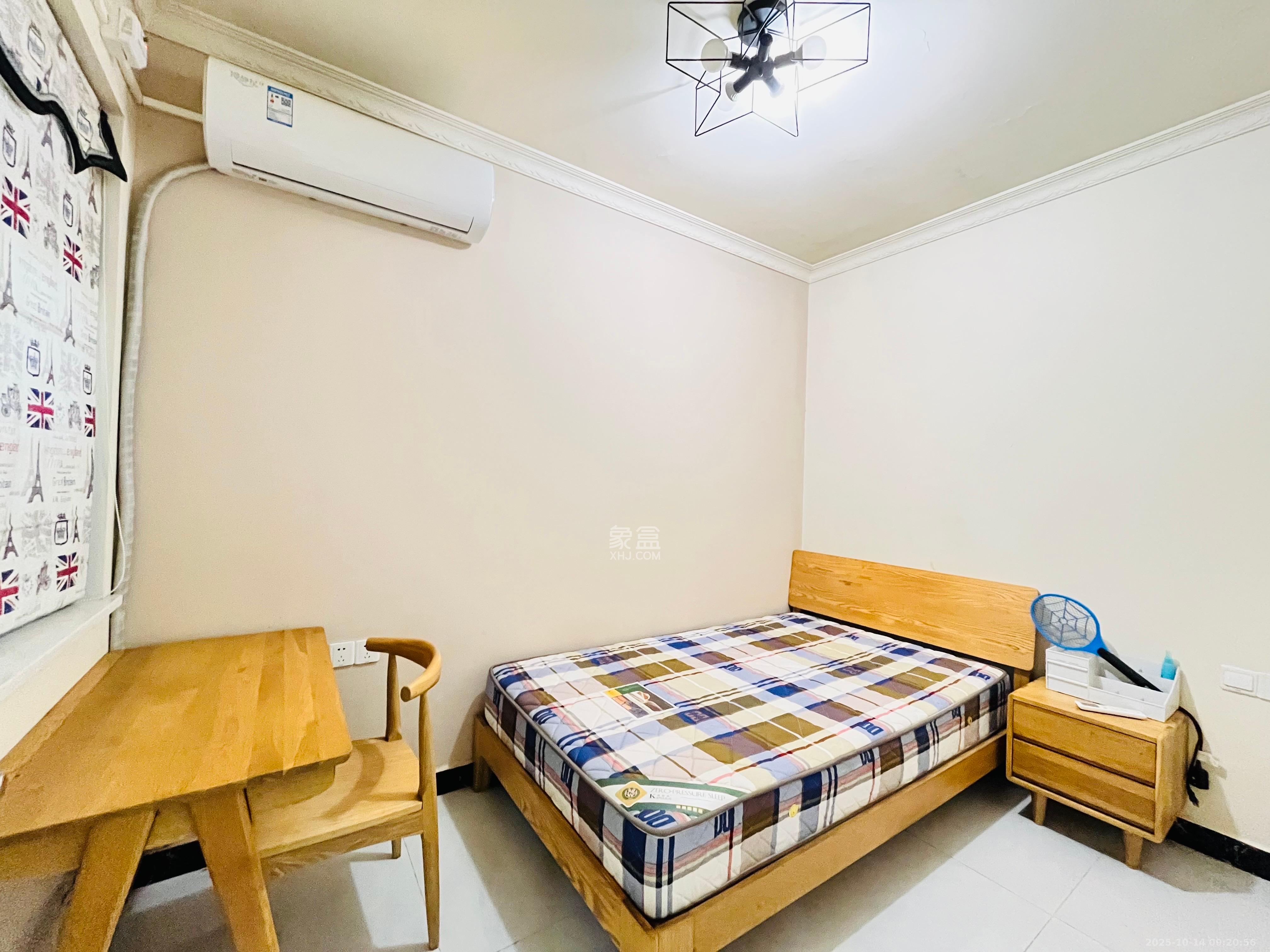 鑫远御文台二期  2室2厅1卫    2100.0元/月 鑫远御文台二期  2室2厅1卫    2100.0元/月室内图