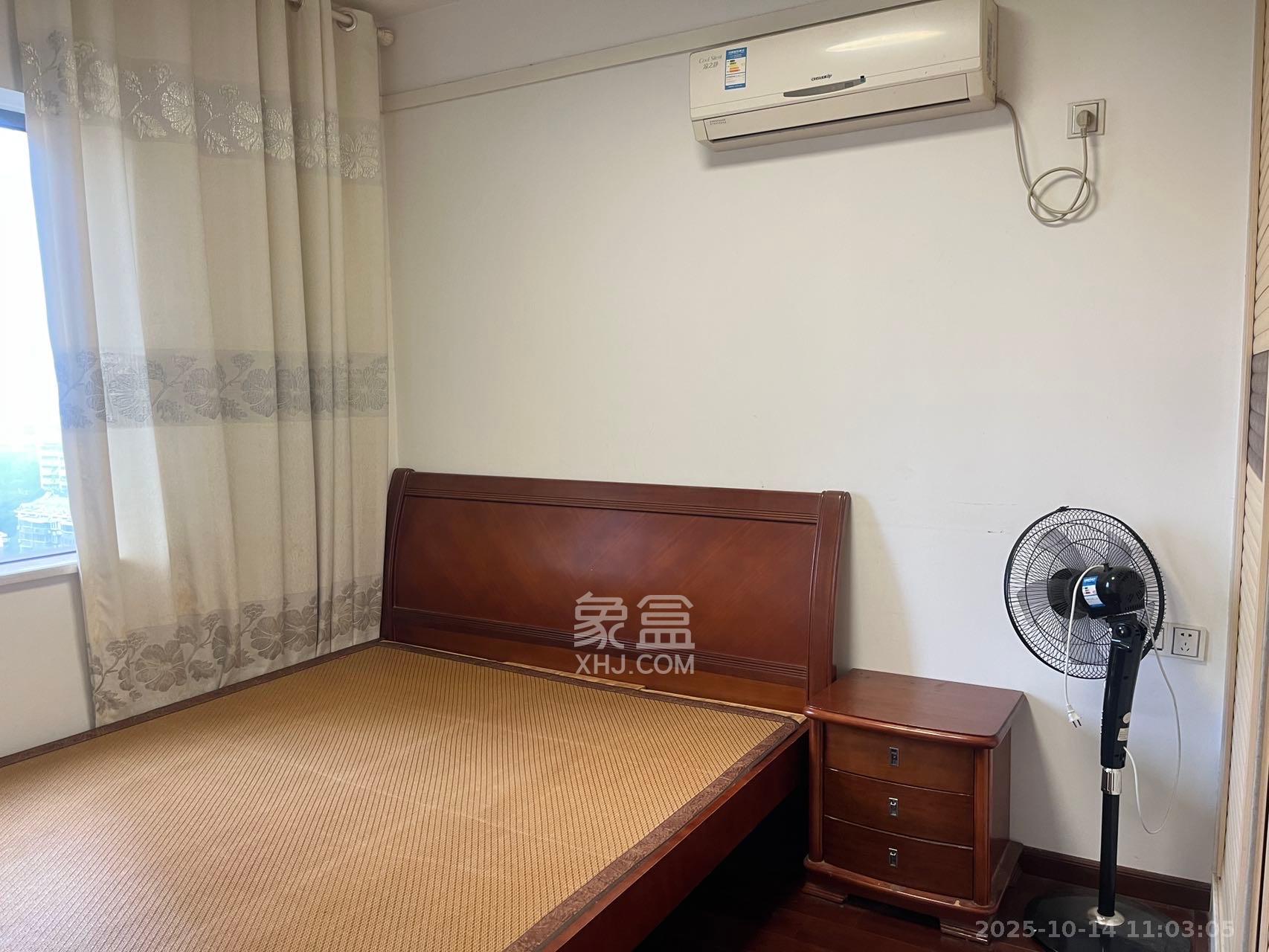 上海城小区  3室2厅2卫    2150.0元/月室内图