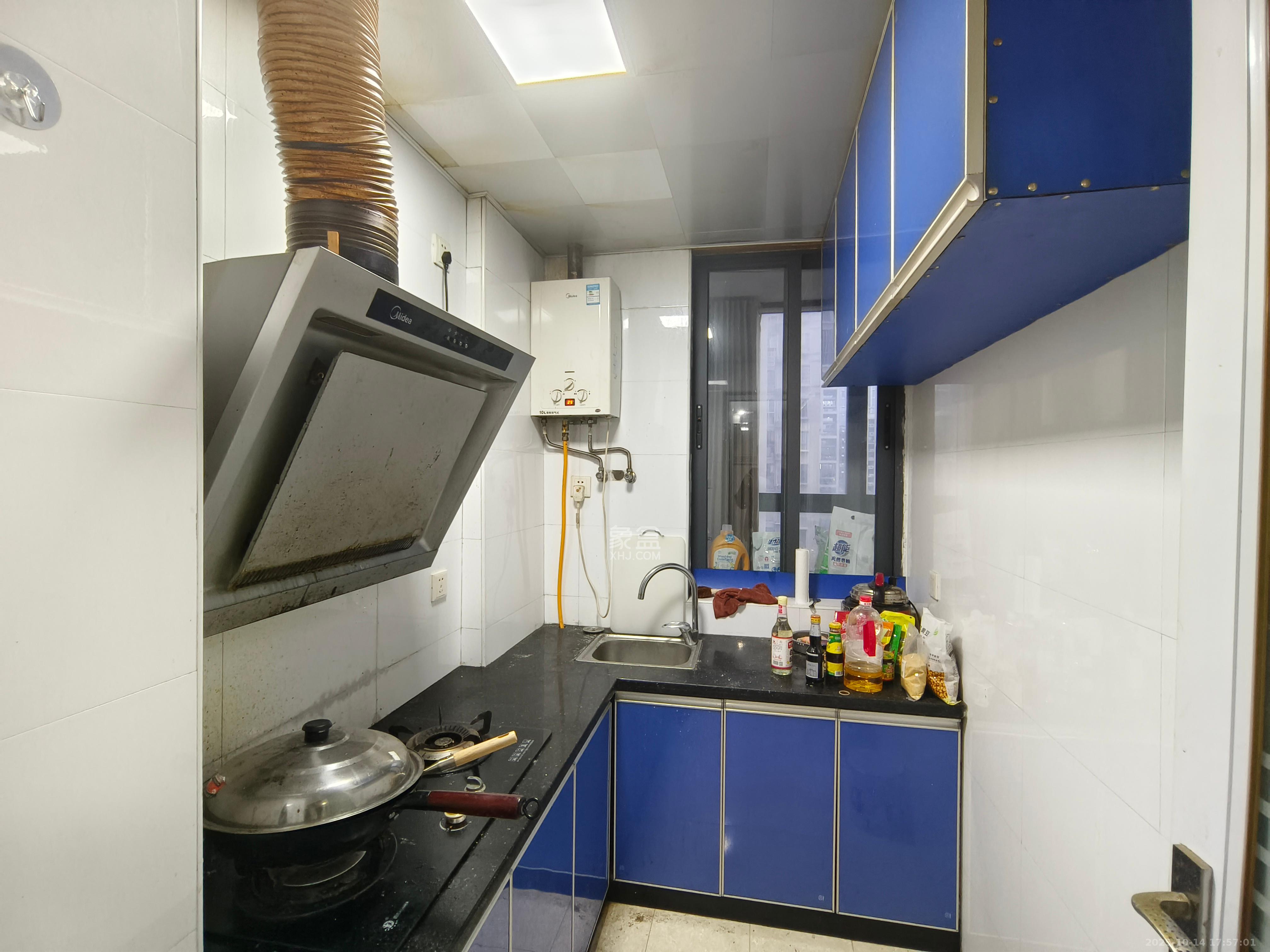 满庭芳小区  1室1厅1卫    1500.0元/月室内图