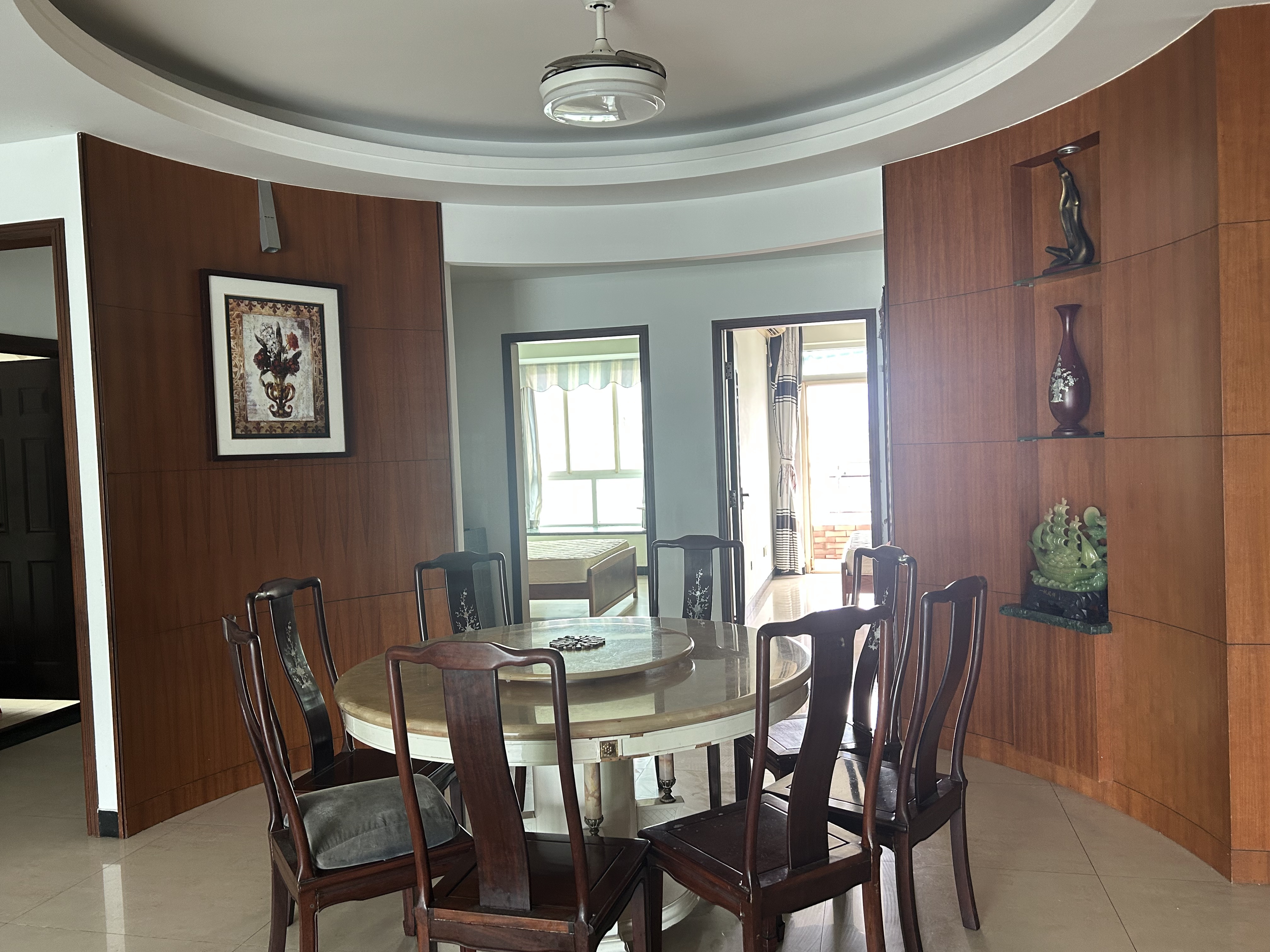 成信景苑 3室2厅2卫 3500.0元/月 成信景苑 3室2厅2卫 3500.0元/月室内图