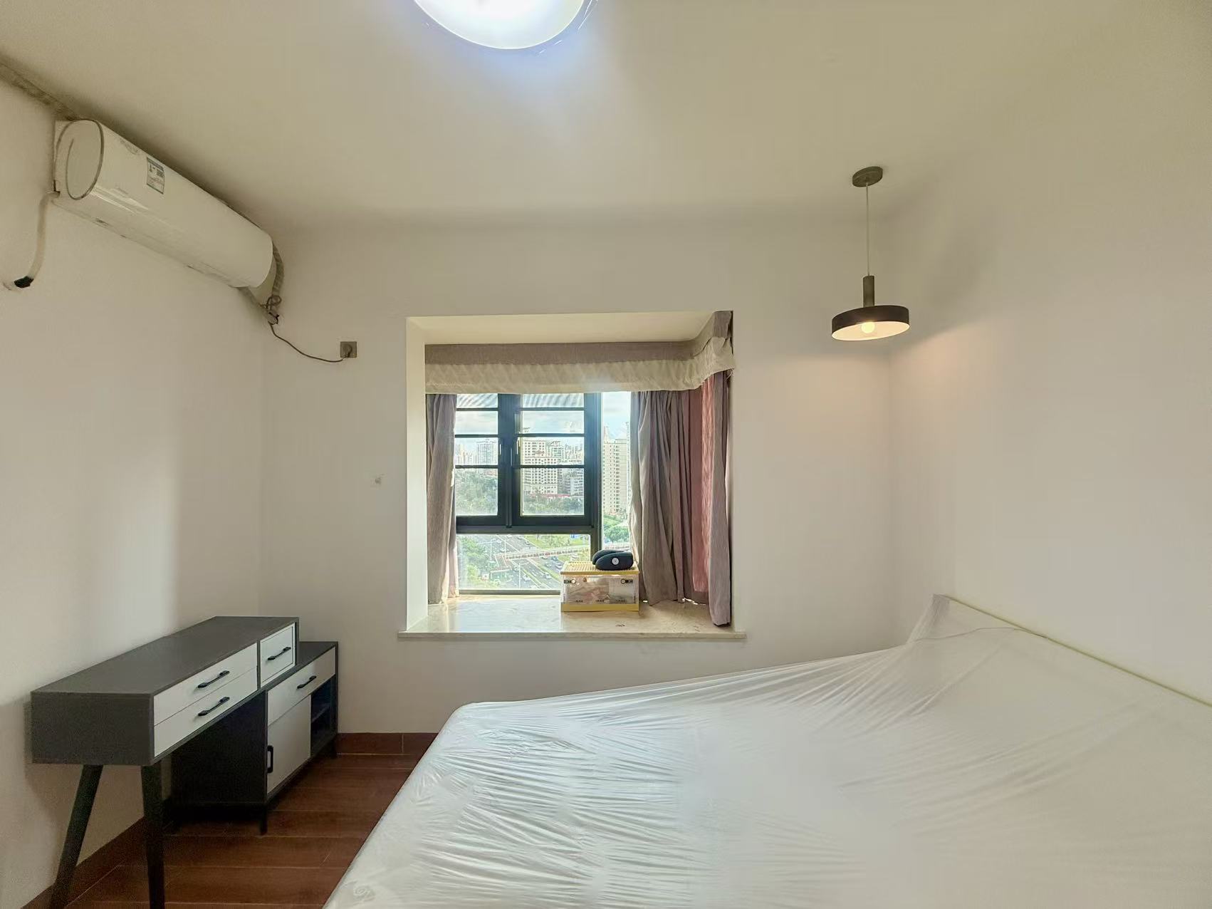 海航豪庭南苑  3室2厅2卫    4500.0元/月室内图