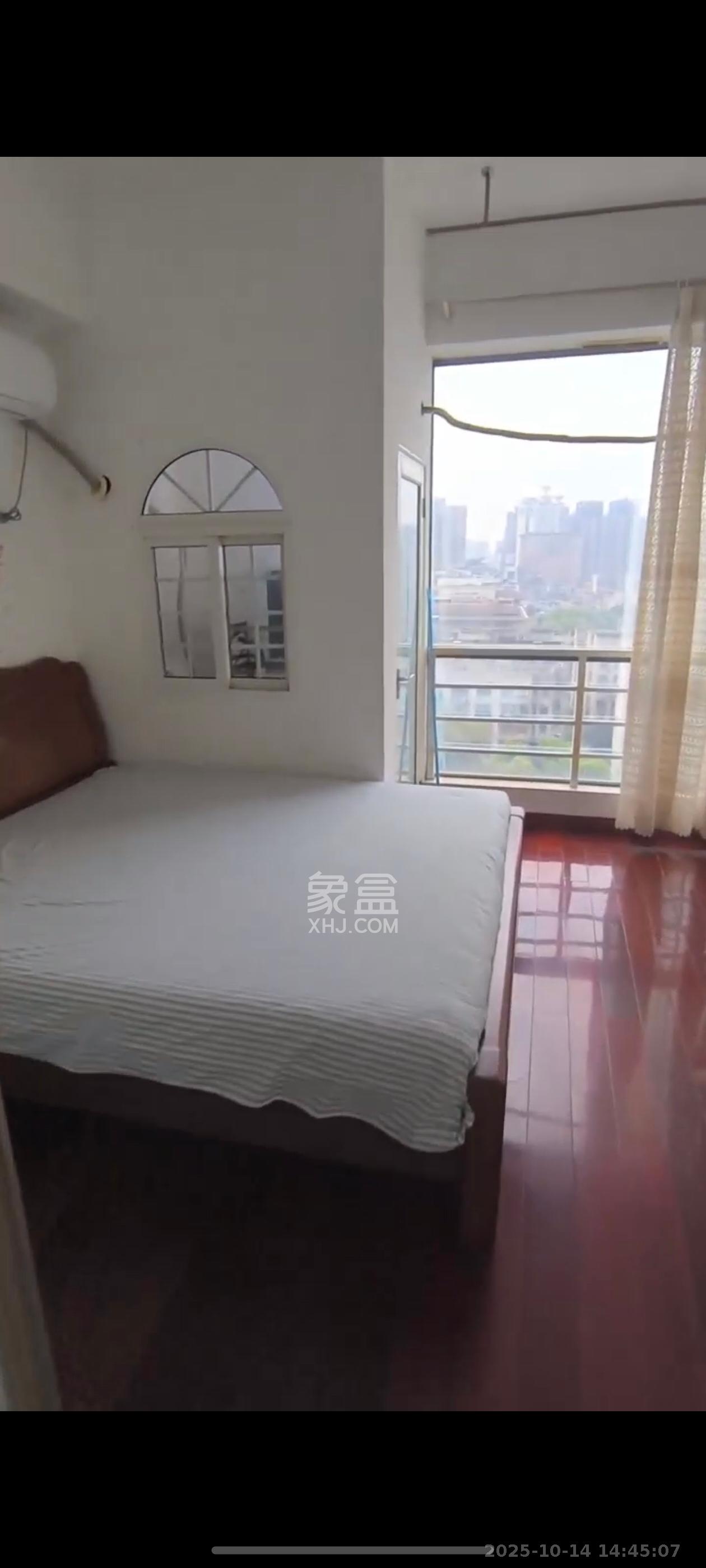 YO领域（领御大厦）  1室2厅1卫    2600.0元/月室内图