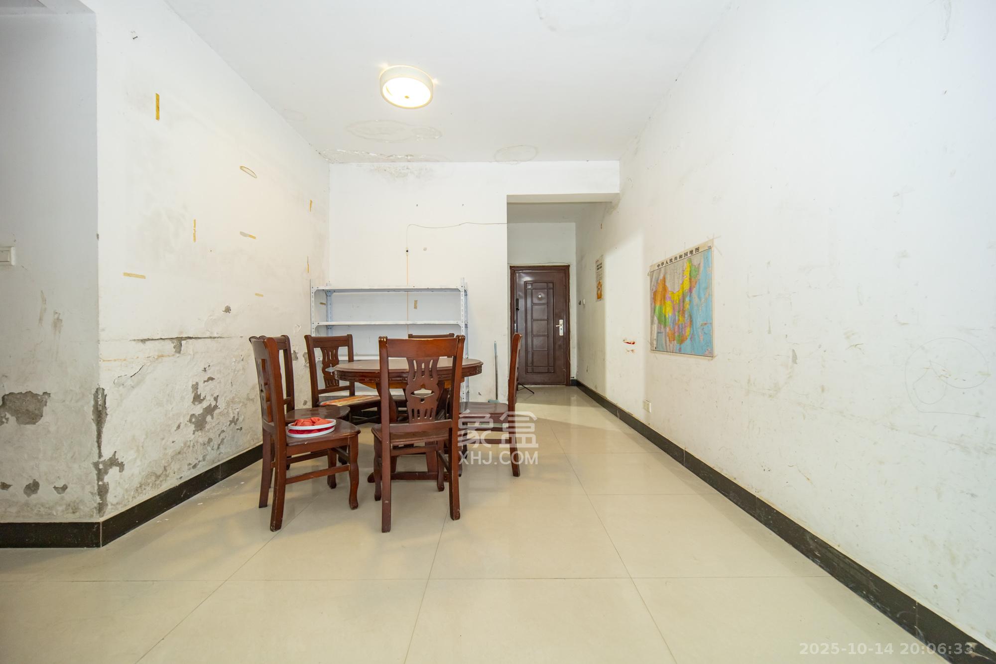 卧龙居国际村  3室2厅2卫    55.8万其他