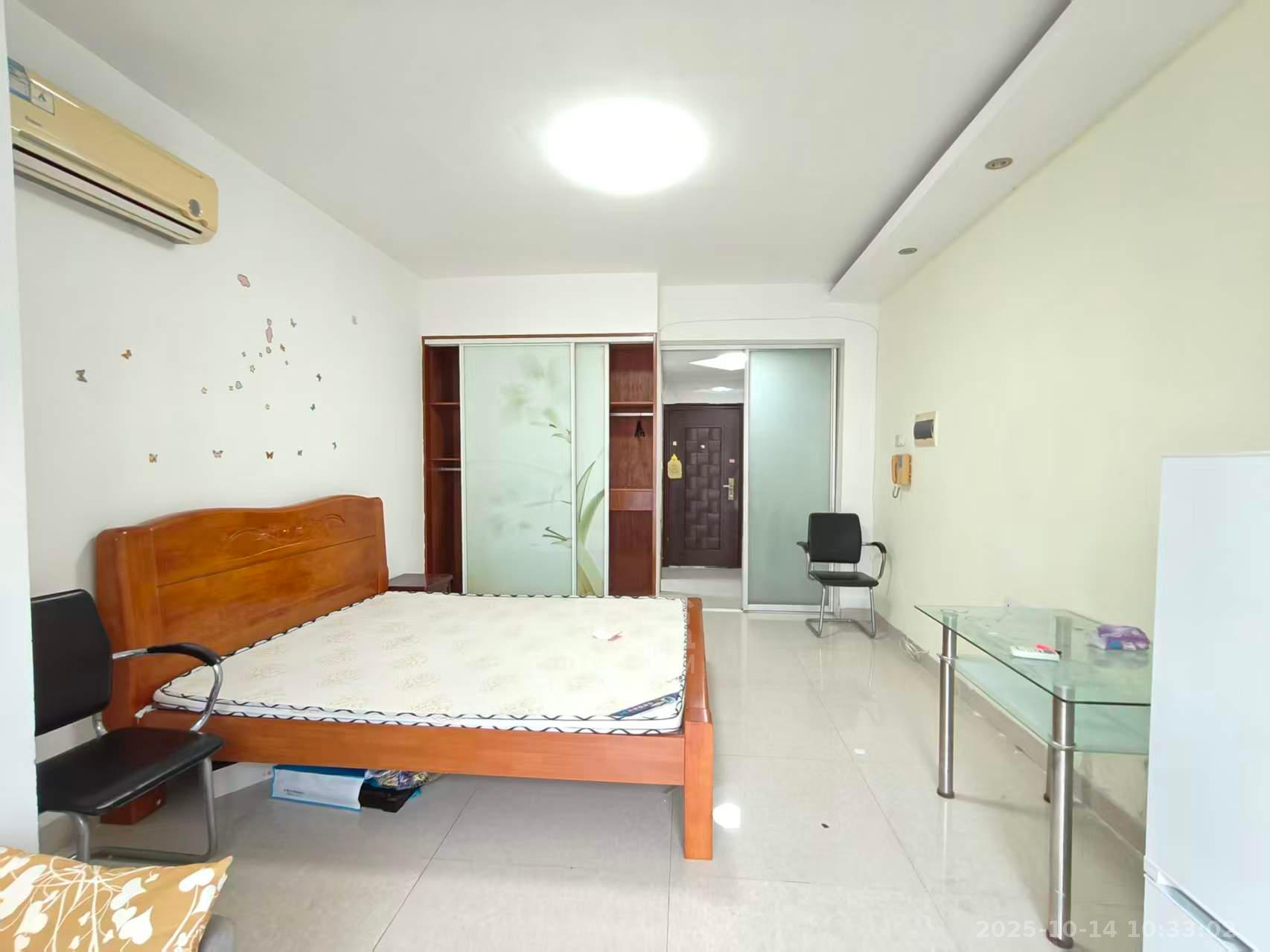 尚格名城向左向右  1室1厅1卫    1000.0元/月 尚格名城向左向右  1室1厅1卫    1000.0元/月室内图1