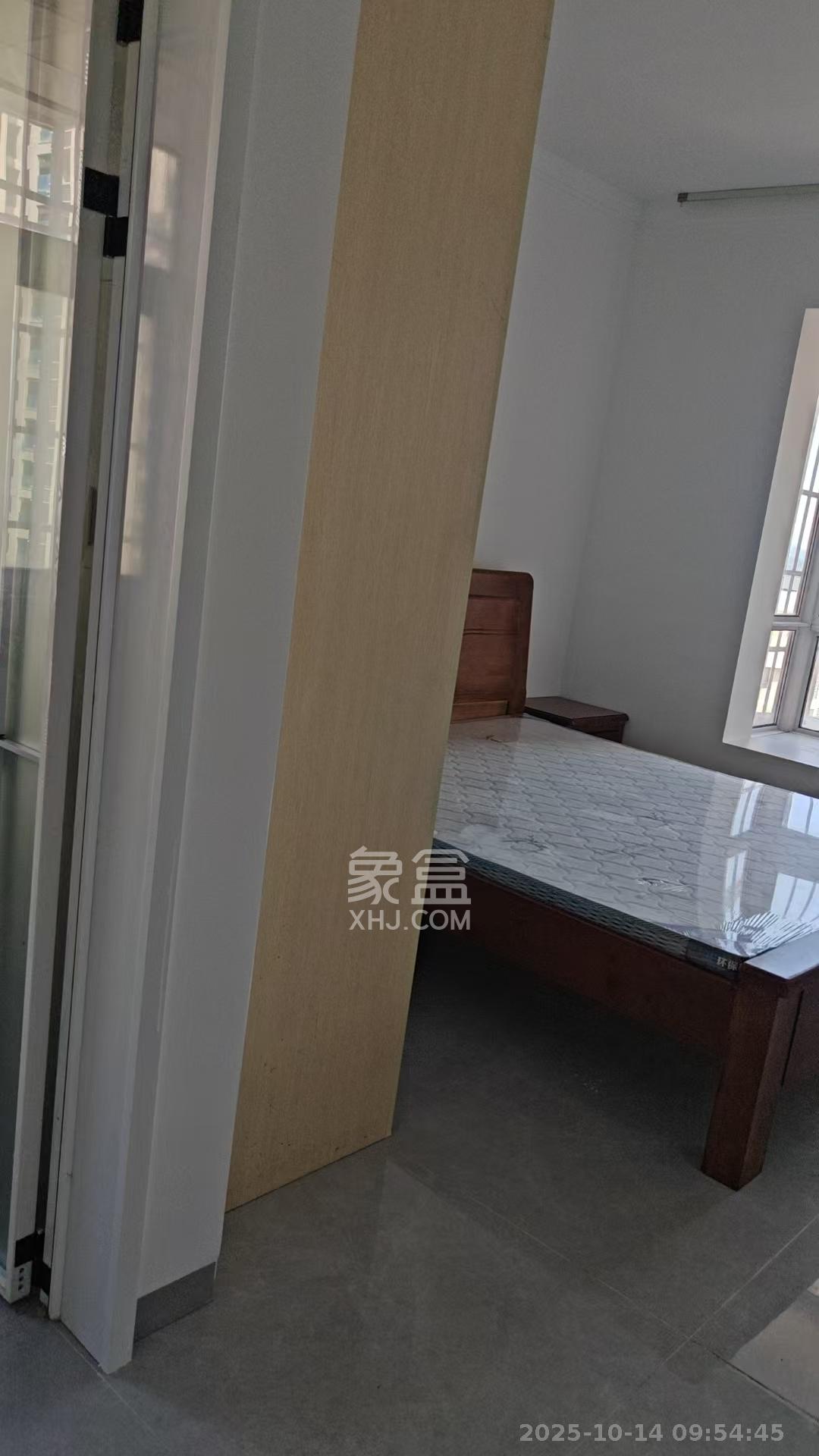 凯富南方鑫城  3室2厅2卫    2600.0元/月 凯富南方鑫城  3室2厅2卫    2600.0元/月室内图