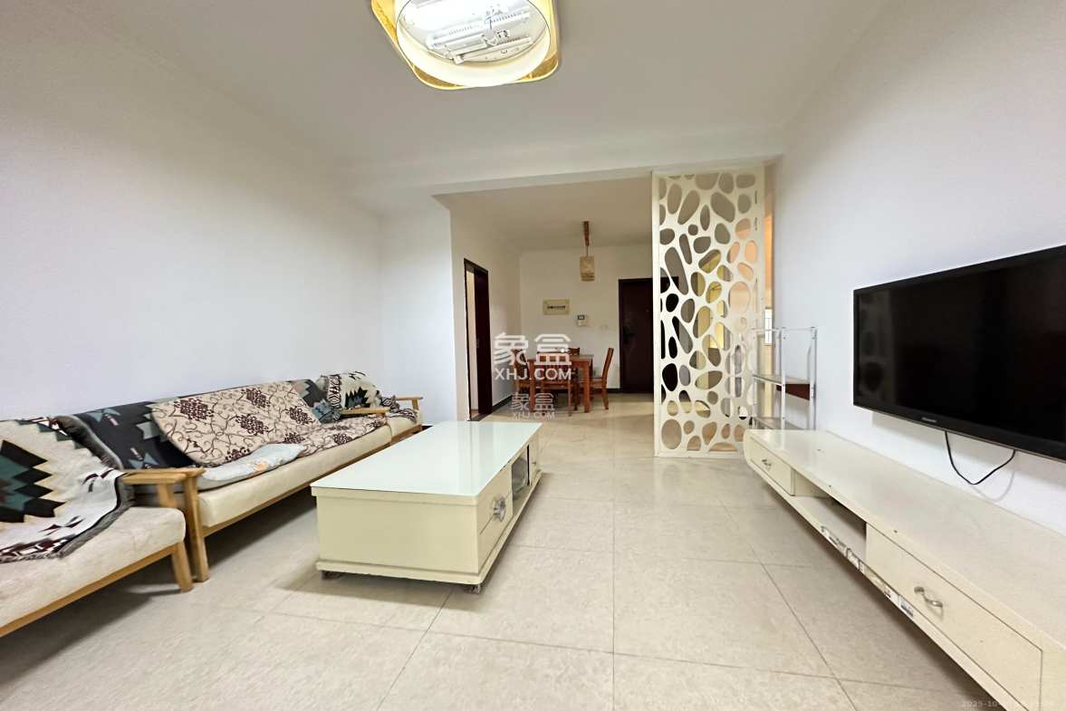 保利麓谷林语D区 3室2厅2卫 2400.0元/月 保利麓谷林语D区 3室2厅2卫 2400.0元/月室内图