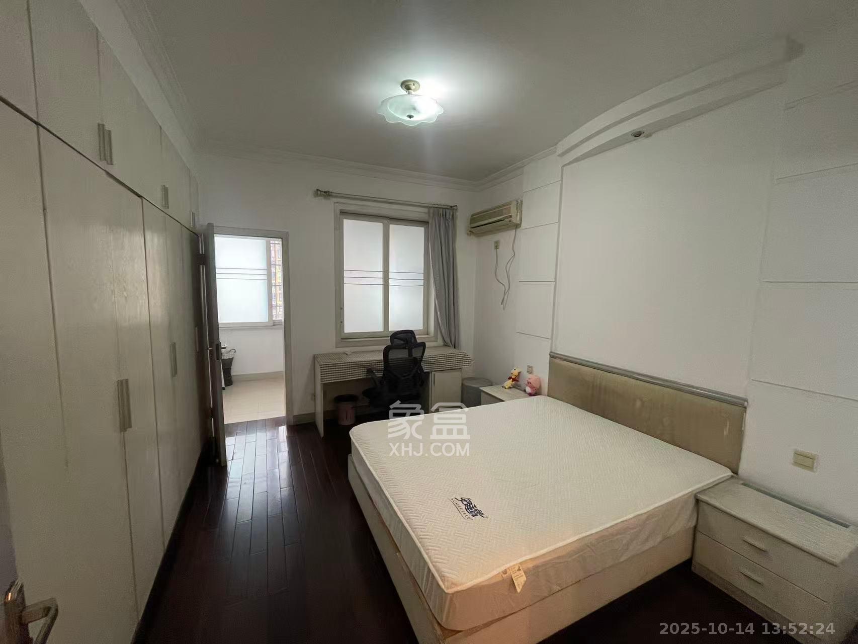 左家塘建材宿舍  3室2厅2卫    2100.0元/月室内图