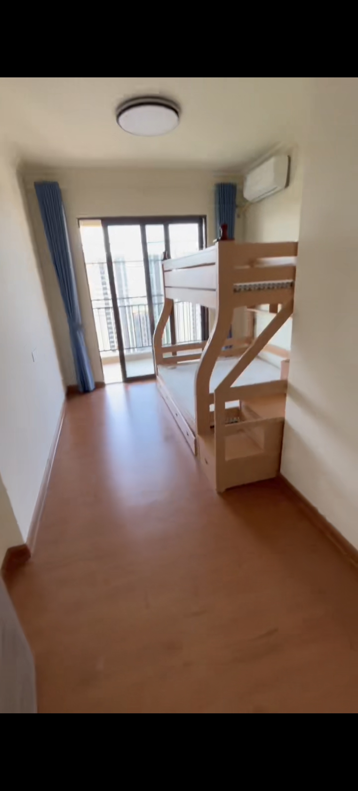 碧桂园酃湖世家 4室2厅2卫 2800.0元/月 碧桂园酃湖世家 4室2厅2卫 2800.0元/月室内图