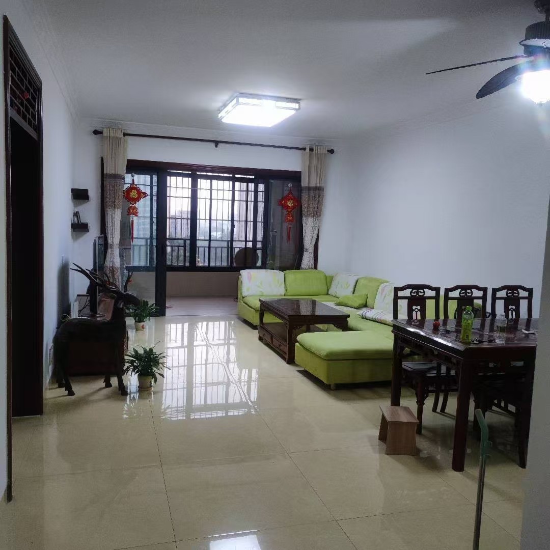 和风江岸 3室2厅2卫 3300.0元/月 和风江岸 3室2厅2卫 3300.0元/月室内图